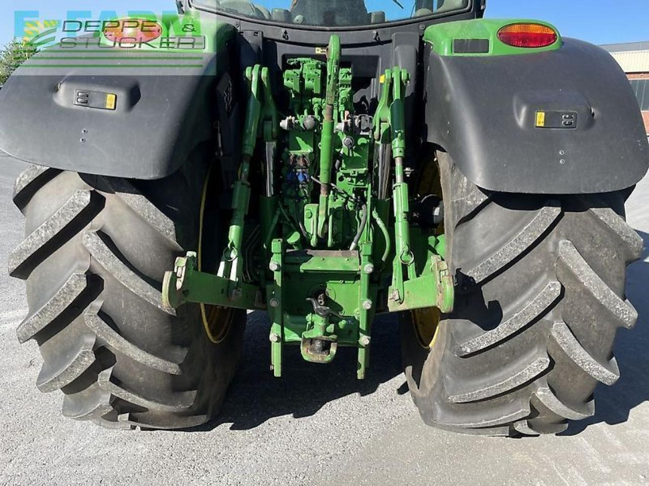 Traktor John Deere 6175r autoquad: obrázek 12