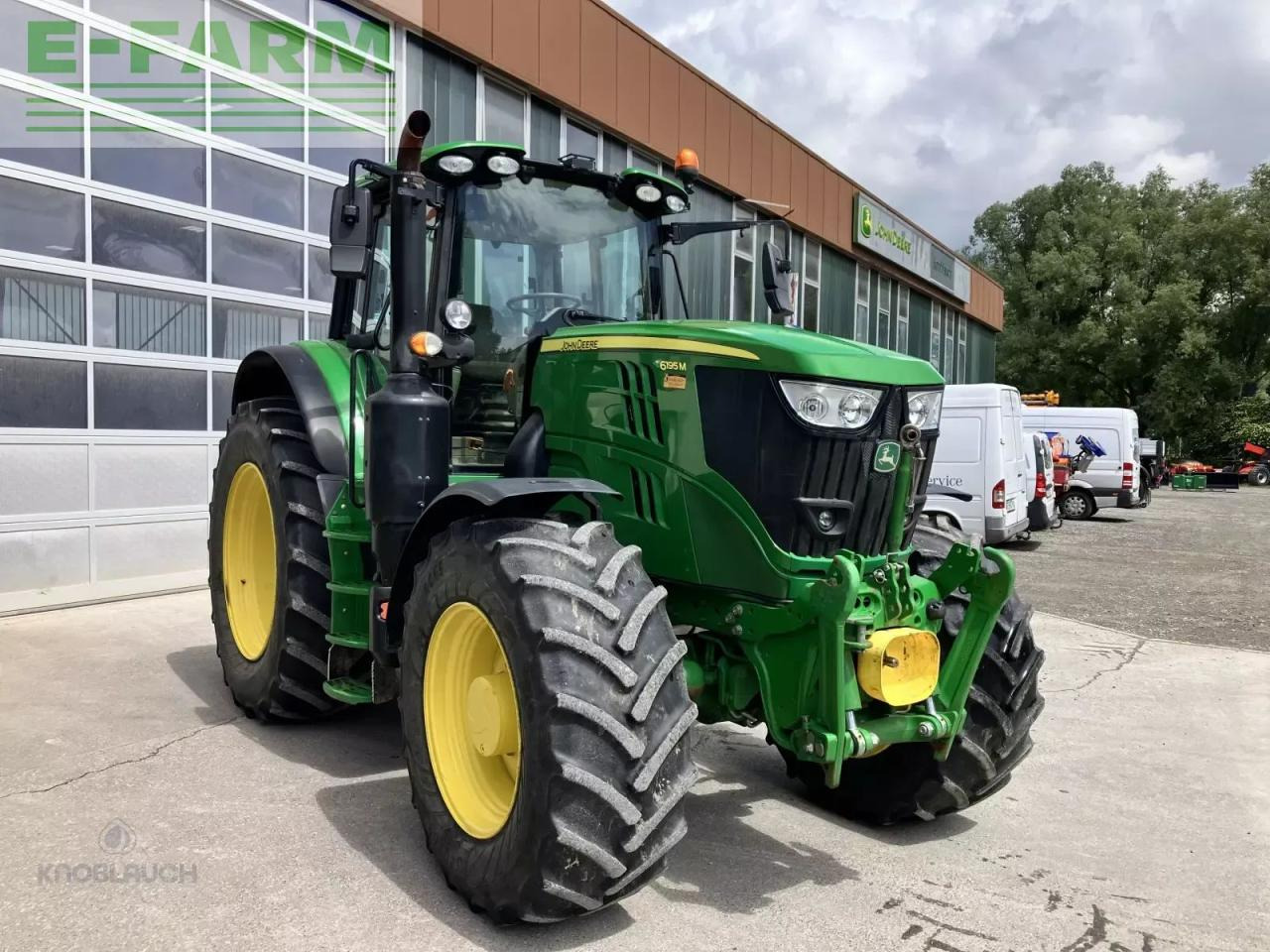 John Deere 6195m - Traktor: obrázek 1 John Deere 6195m - Traktor: obrázek 1