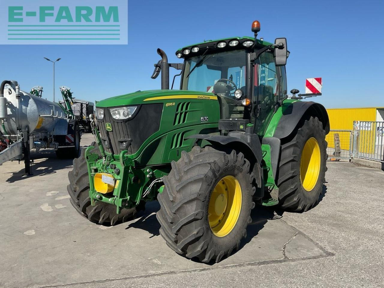 John Deere 6195r - Traktor: obrázek 1 John Deere 6195r - Traktor: obrázek 1