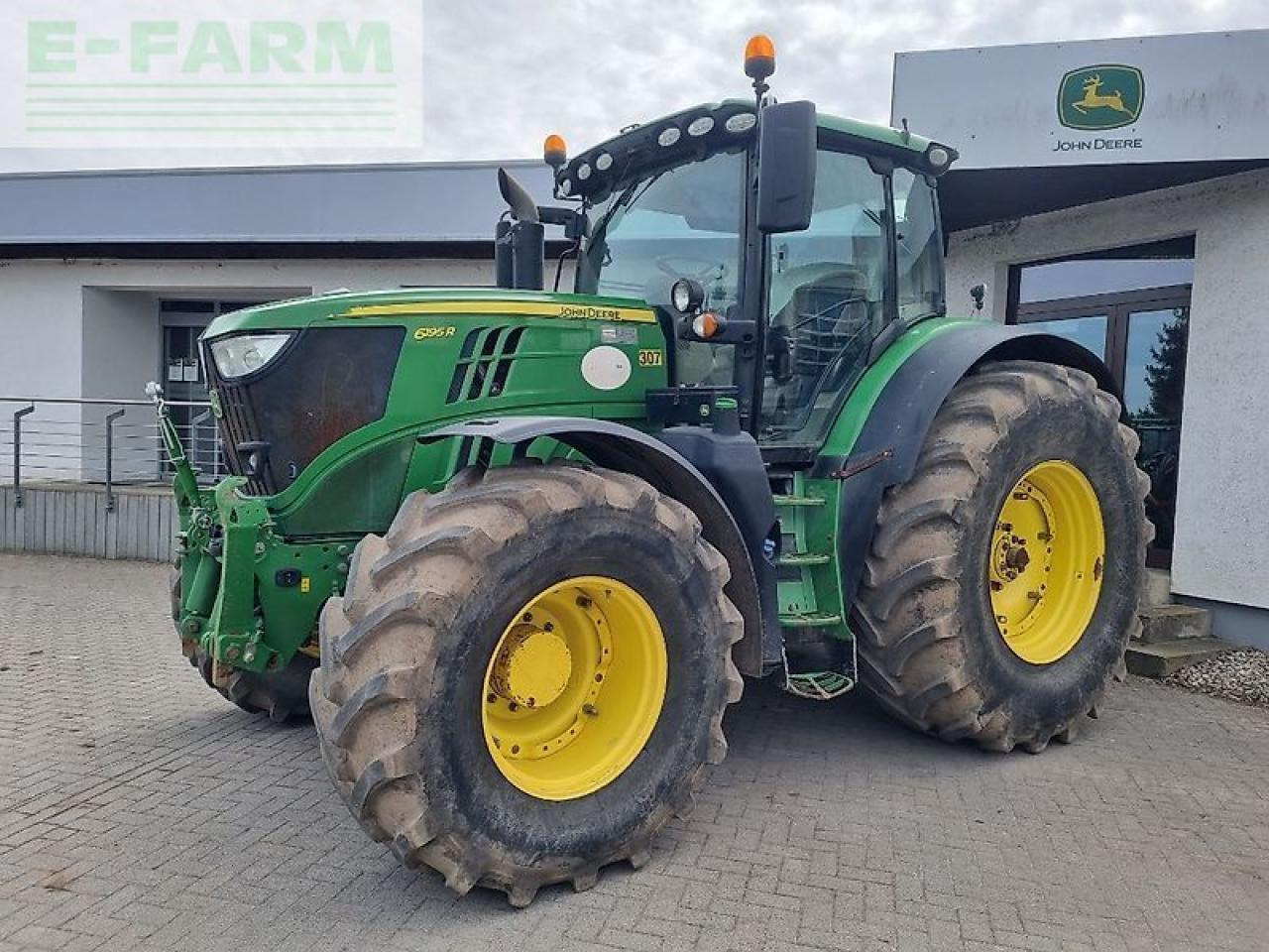 John Deere 6195r my17 ap 40 - Traktor: obrázek 1 John Deere 6195r my17 ap 40 - Traktor: obrázek 1