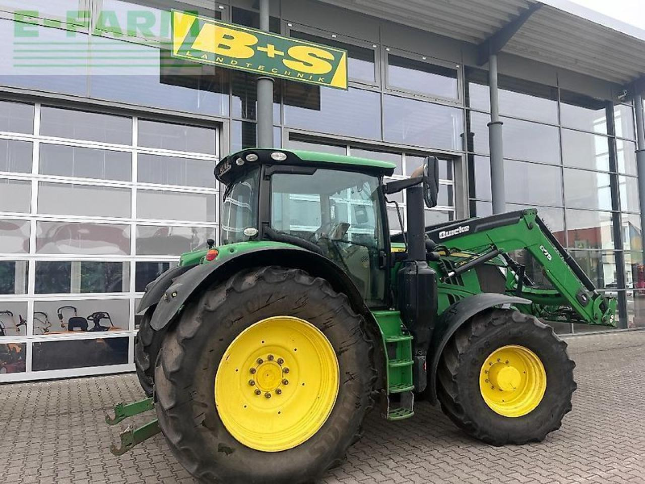 John Deere 6215r - Traktor: obrázek 3 John Deere 6215r - Traktor: obrázek 3