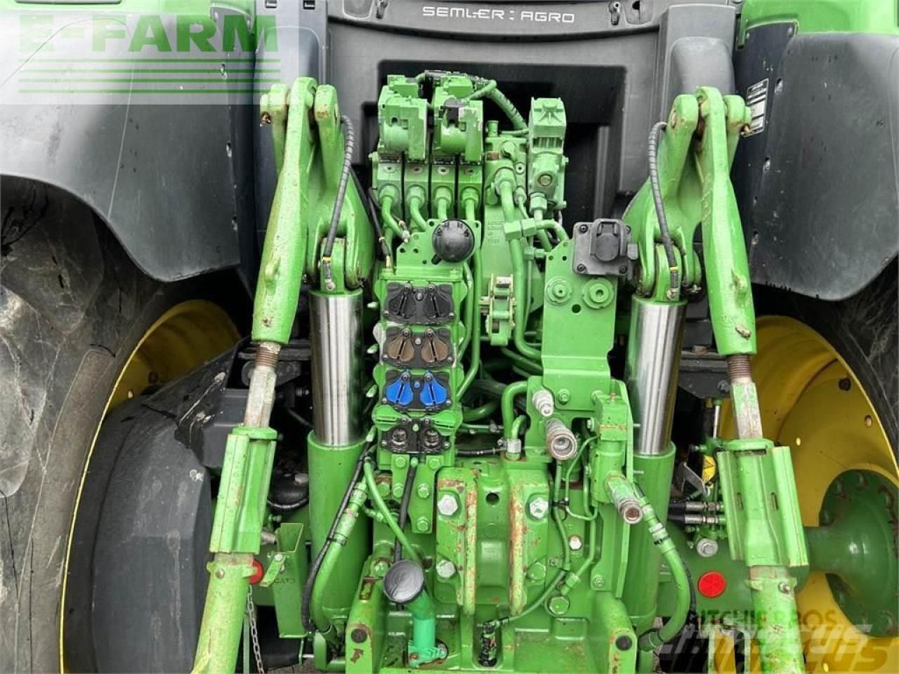 John Deere 6215r - Traktor: obrázek 3 John Deere 6215r - Traktor: obrázek 3