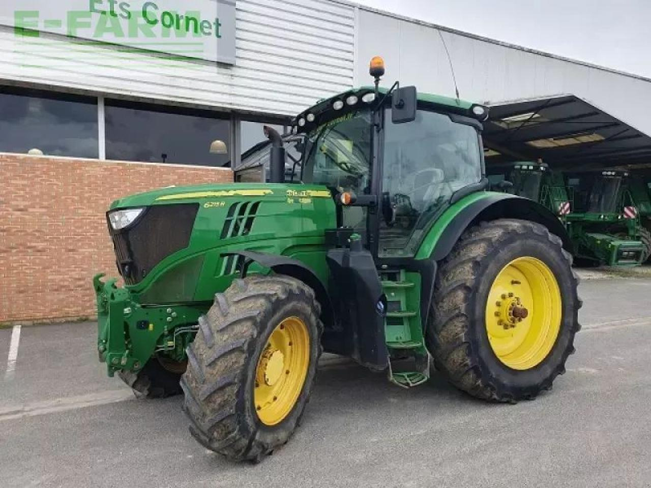 John Deere 6215r - Traktor: obrázek 1 John Deere 6215r - Traktor: obrázek 1