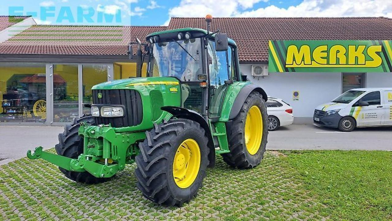 John Deere 6220 premium - Traktor: obrázek 1 John Deere 6220 premium - Traktor: obrázek 1