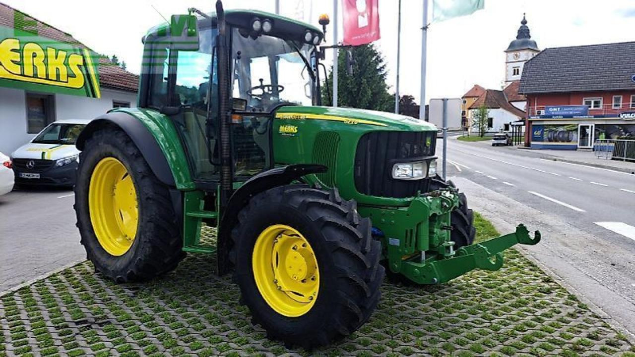 John Deere 6220 premium - Traktor: obrázek 3 John Deere 6220 premium - Traktor: obrázek 3