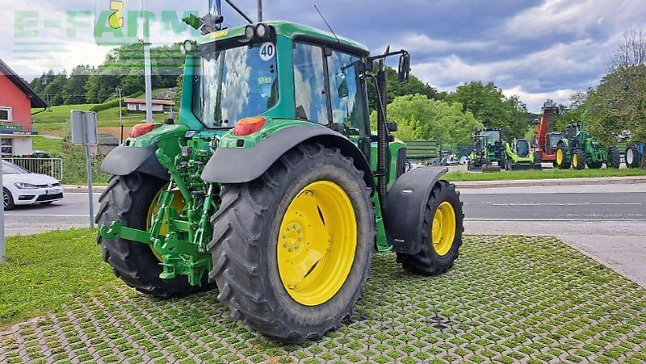 John Deere 6220 premium - Traktor: obrázek 4 John Deere 6220 premium - Traktor: obrázek 4