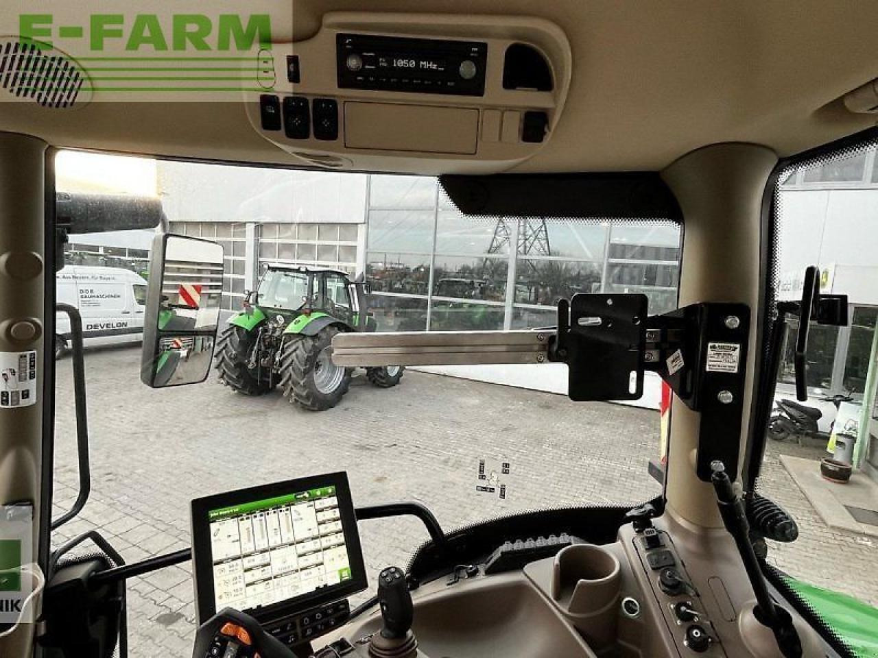 Traktor John Deere 6250r: obrázek 15 Traktor John Deere 6250r: obrázek 15