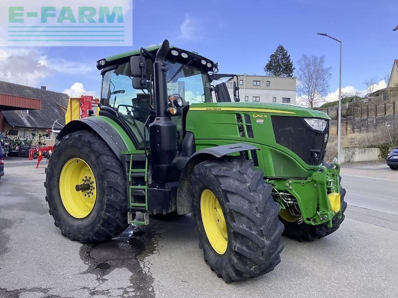 John Deere 6250r - Traktor: obrázek 1 John Deere 6250r - Traktor: obrázek 1