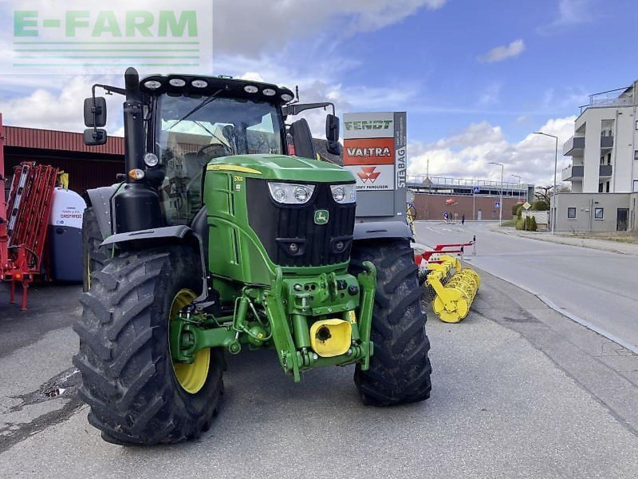 John Deere 6250r - Traktor: obrázek 2 John Deere 6250r - Traktor: obrázek 2