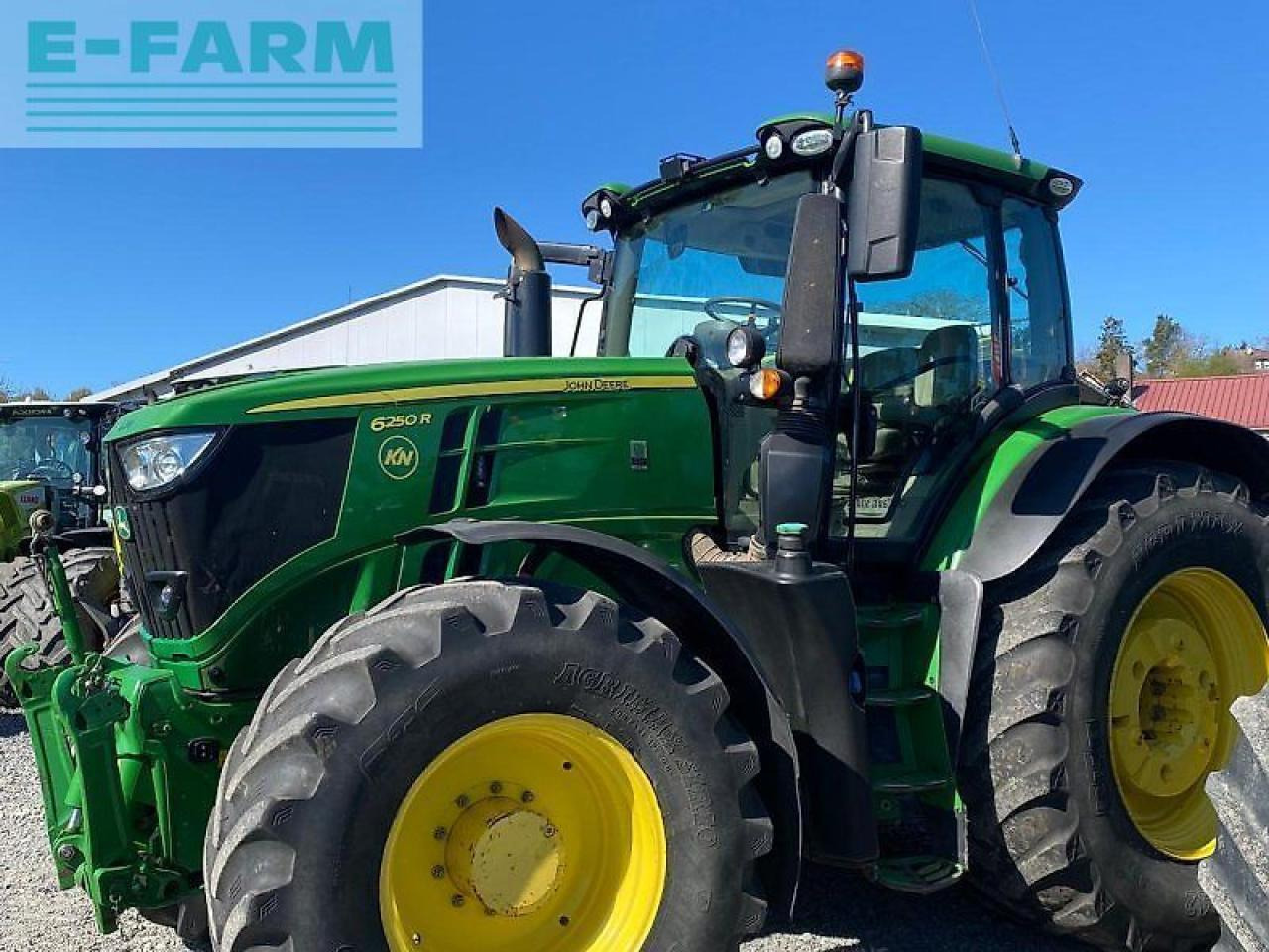 John Deere 6250r - Traktor: obrázek 4 John Deere 6250r - Traktor: obrázek 4