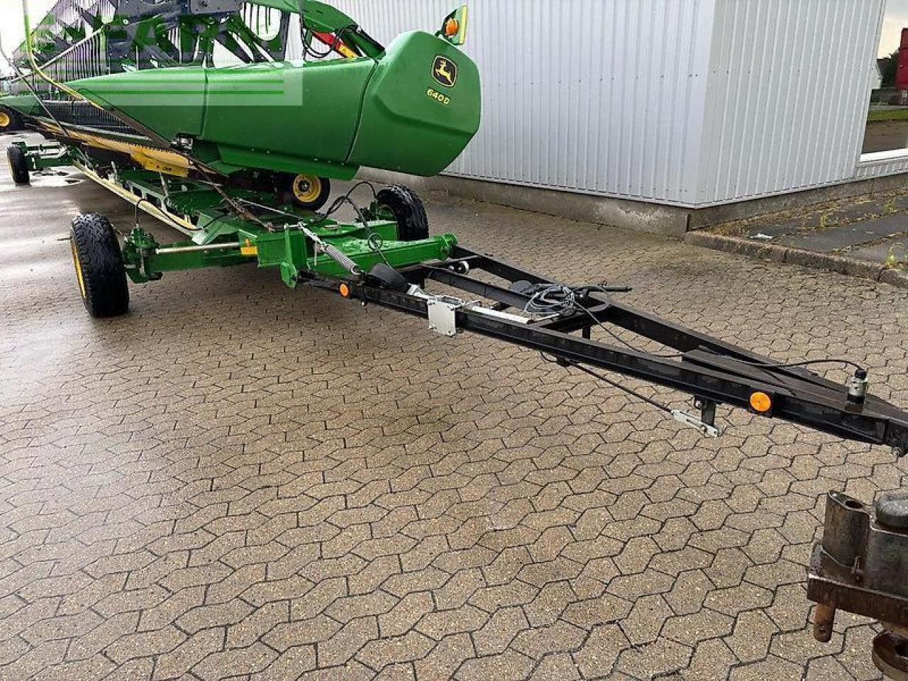 John Deere 640d - Příslušenství pro sklízecí řezačky: obrázek 4 John Deere 640d - Příslušenství pro sklízecí řezačky: obrázek 4