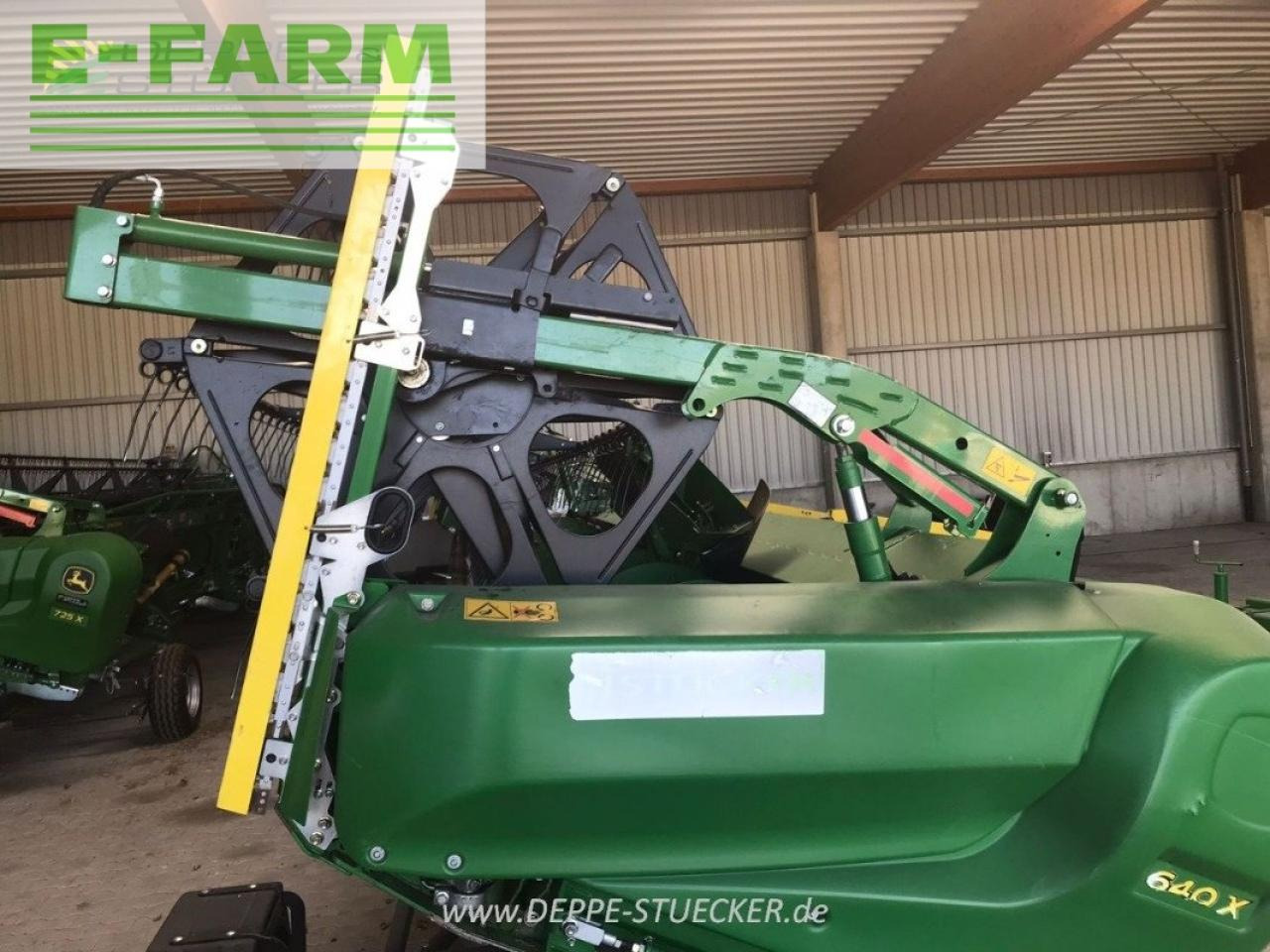 John Deere 640x - Žací lišta: obrázek 2 John Deere 640x - Žací lišta: obrázek 2