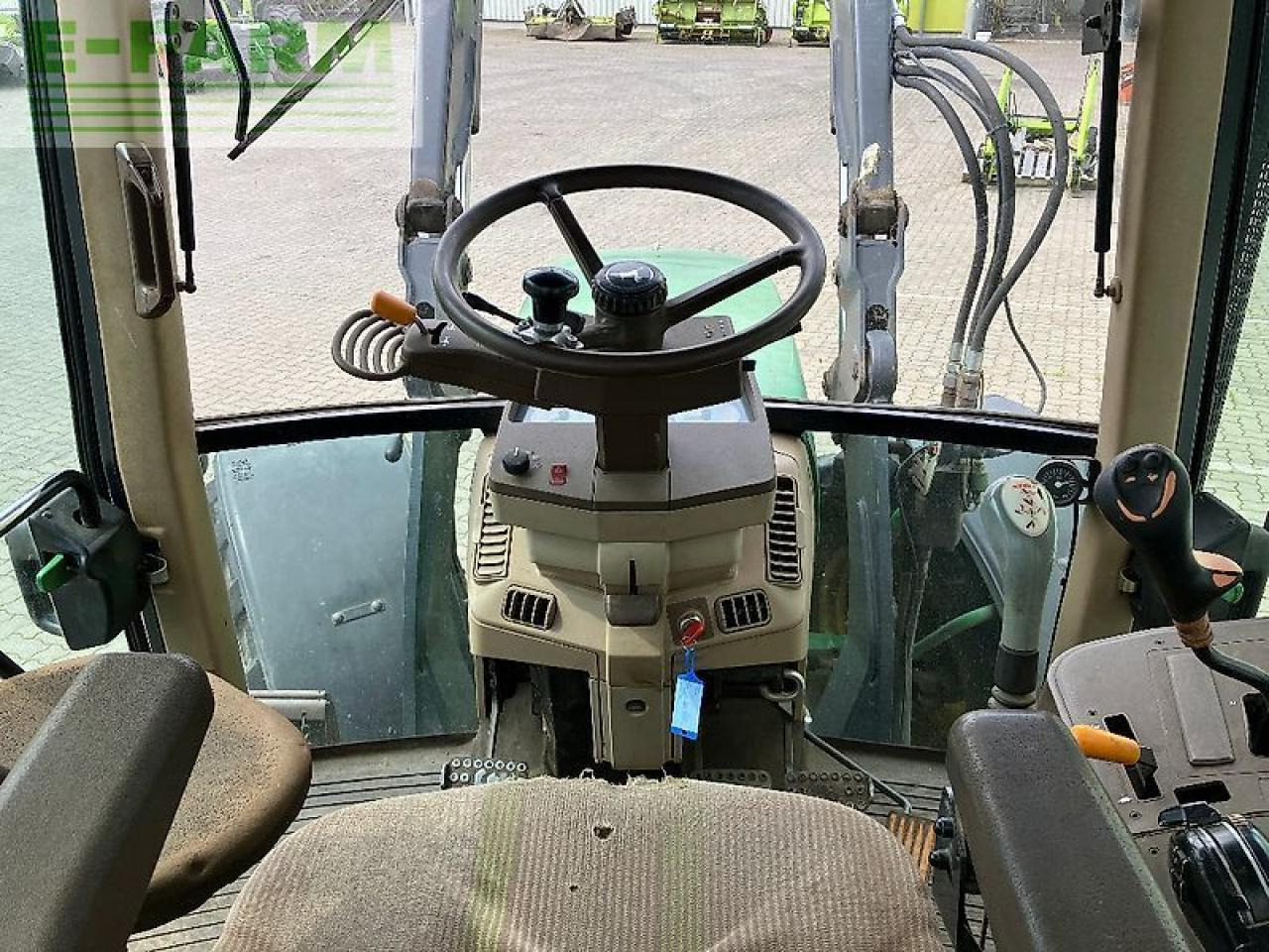 John Deere 6810 - Traktor: obrázek 4 John Deere 6810 - Traktor: obrázek 4