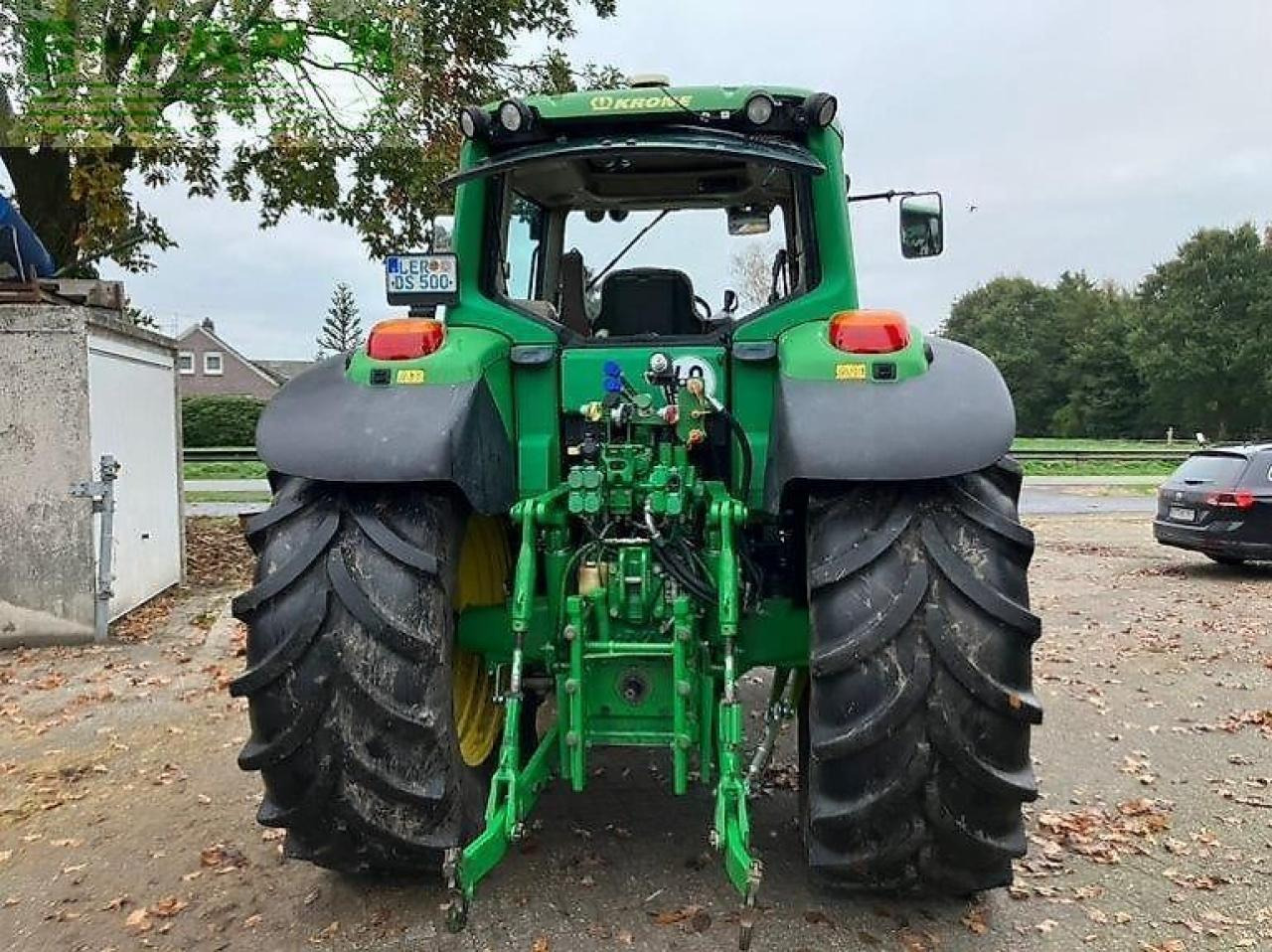 John Deere 6820 premium - Traktor: obrázek 4 John Deere 6820 premium - Traktor: obrázek 4