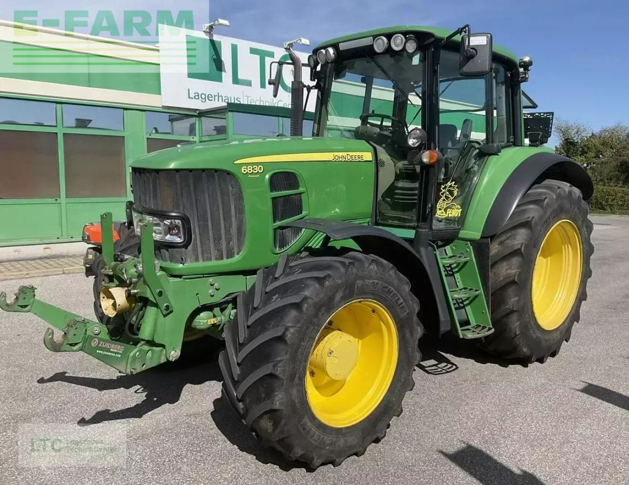 John Deere 6830 - Traktor: obrázek 1 John Deere 6830 - Traktor: obrázek 1