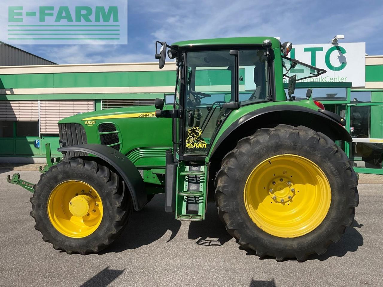 John Deere 6830 - Traktor: obrázek 2 John Deere 6830 - Traktor: obrázek 2