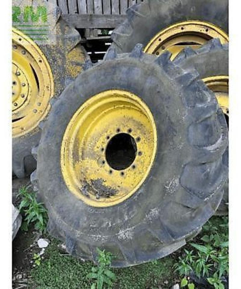 John Deere 6910 - Traktor: obrázek 5 John Deere 6910 - Traktor: obrázek 5