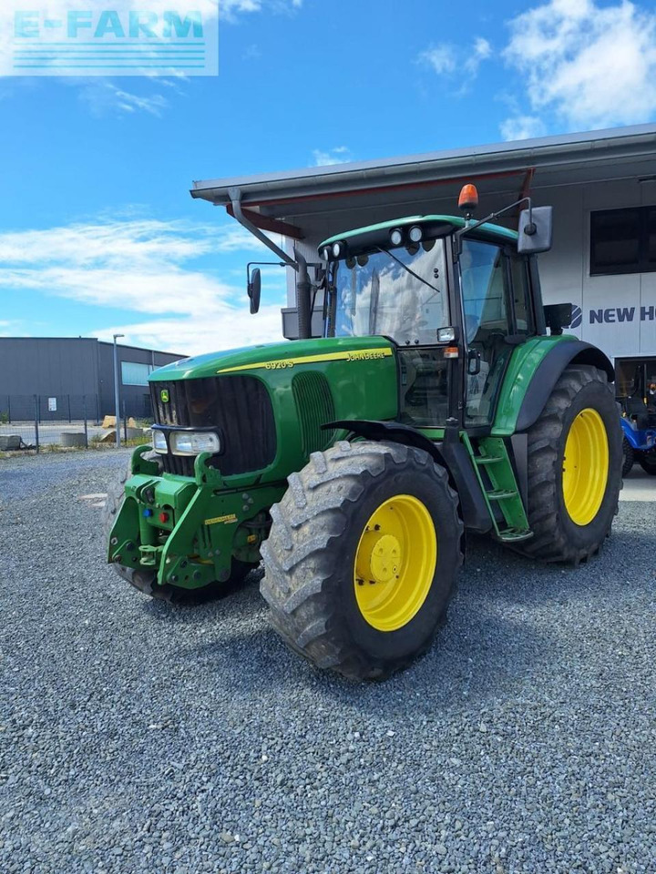 John Deere 6920 s powerquad - Traktor: obrázek 1 John Deere 6920 s powerquad - Traktor: obrázek 1