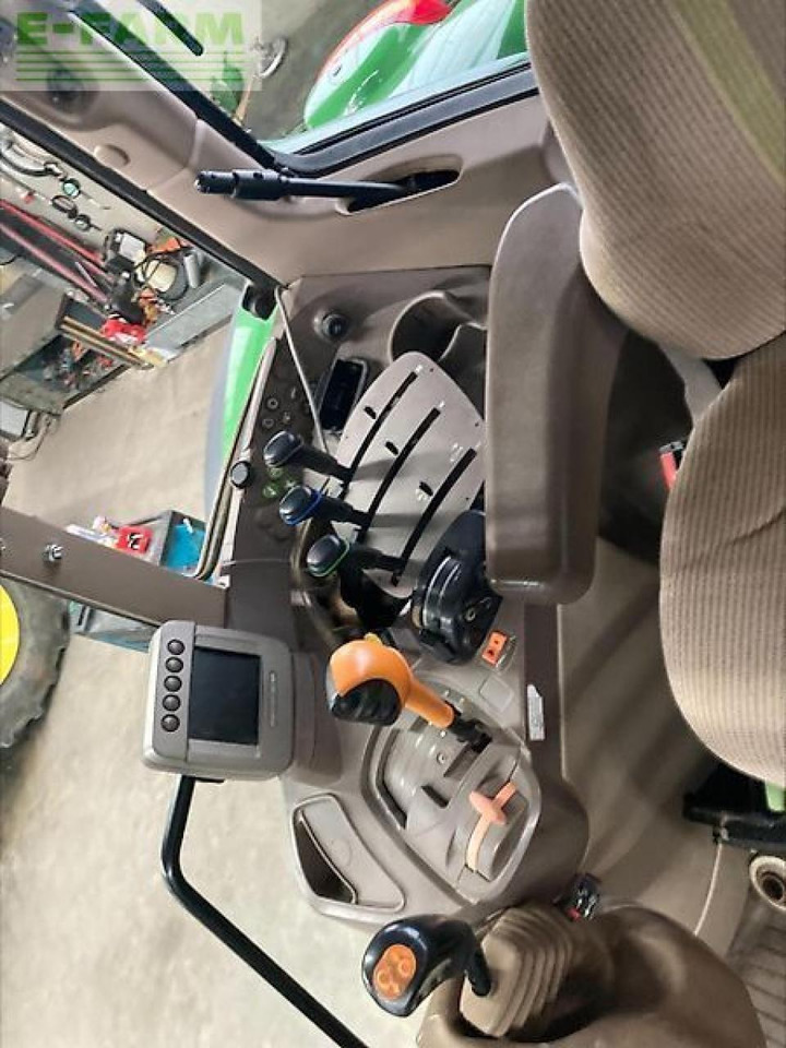 John Deere 6930 premium - Traktor: obrázek 3 John Deere 6930 premium - Traktor: obrázek 3