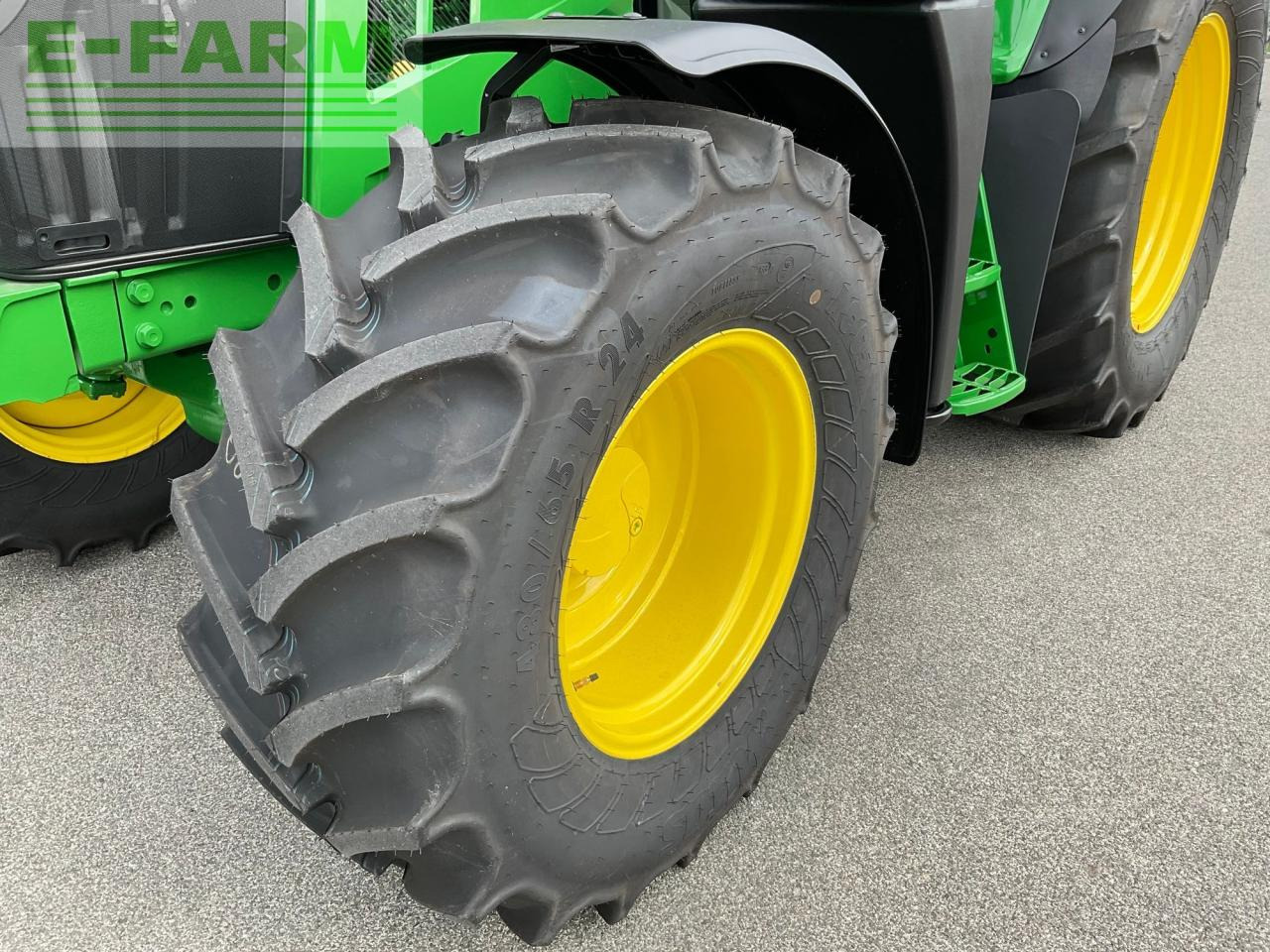 Traktor John Deere 6M 95: obrázek 30 Traktor John Deere 6M 95: obrázek 30