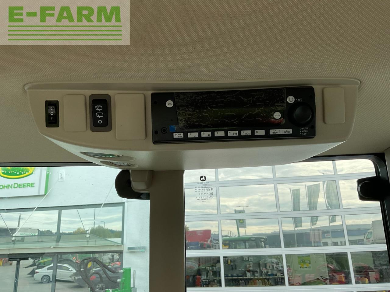 Traktor John Deere 6M 95: obrázek 31 Traktor John Deere 6M 95: obrázek 31