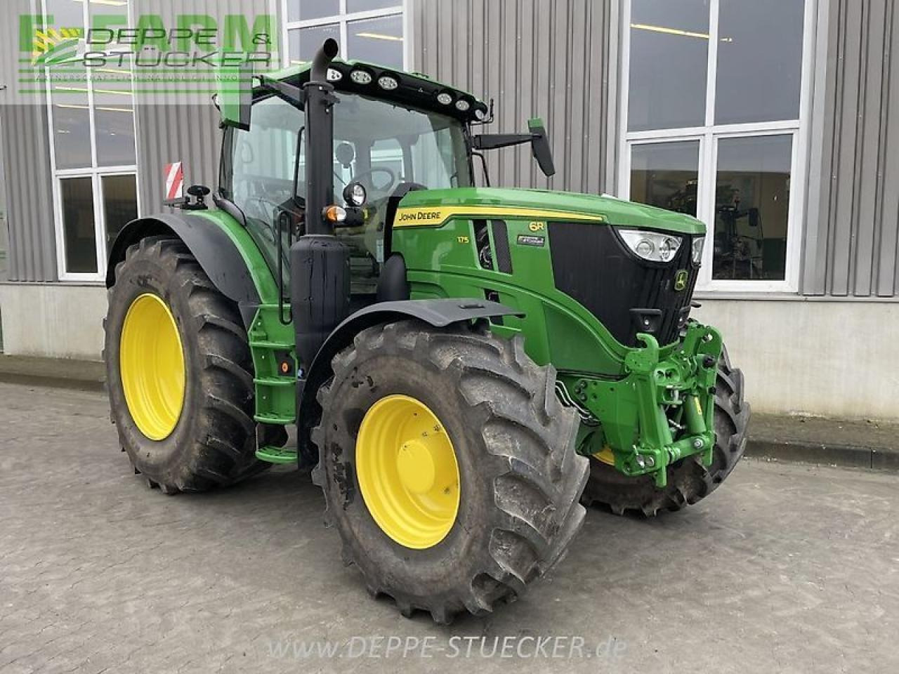 John Deere 6r 175 - Traktor: obrázek 4 John Deere 6r 175 - Traktor: obrázek 4