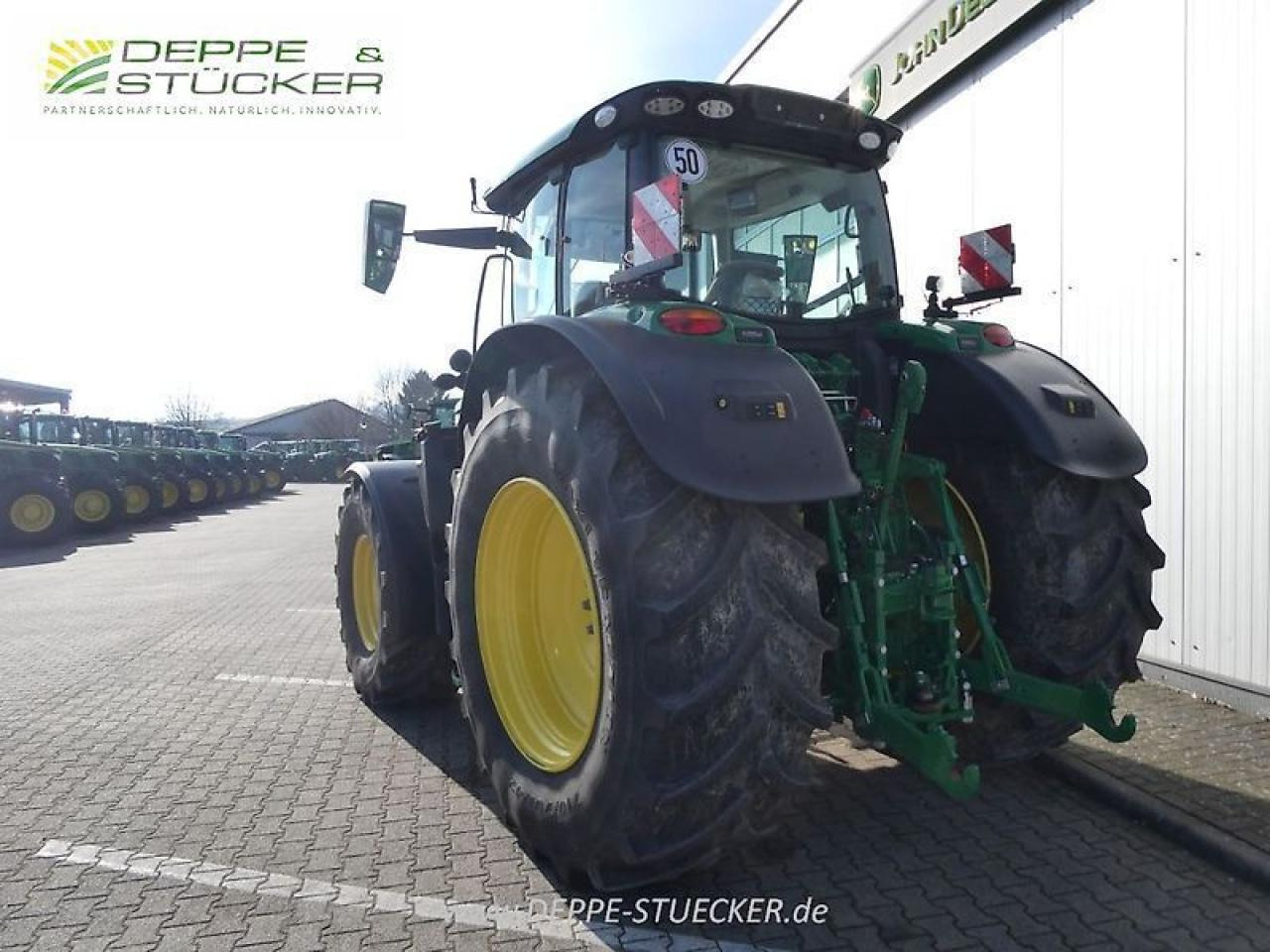John Deere 6r 175 - Traktor: obrázek 4 John Deere 6r 175 - Traktor: obrázek 4