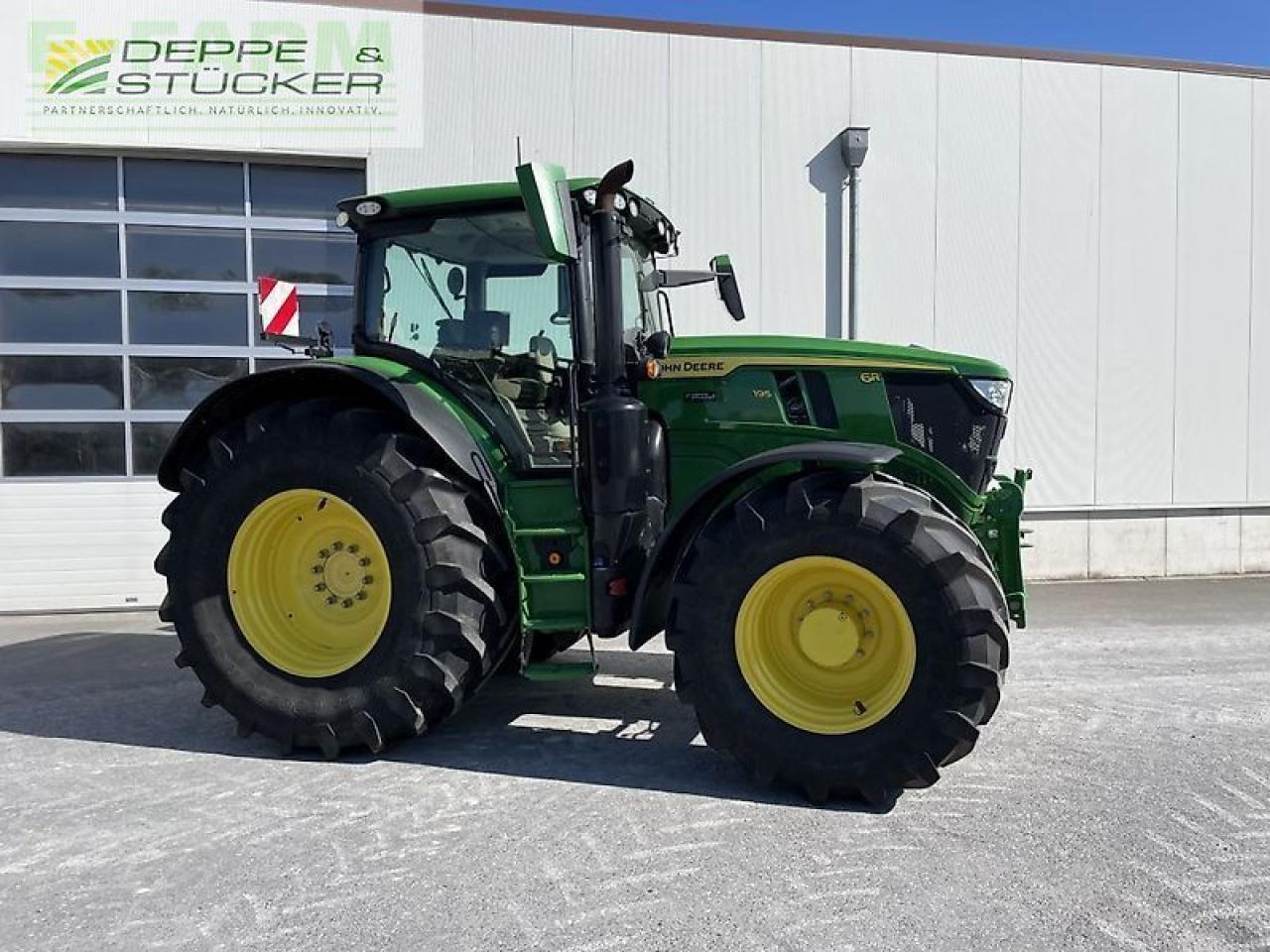 John Deere 6r 195 - Traktor: obrázek 3 John Deere 6r 195 - Traktor: obrázek 3