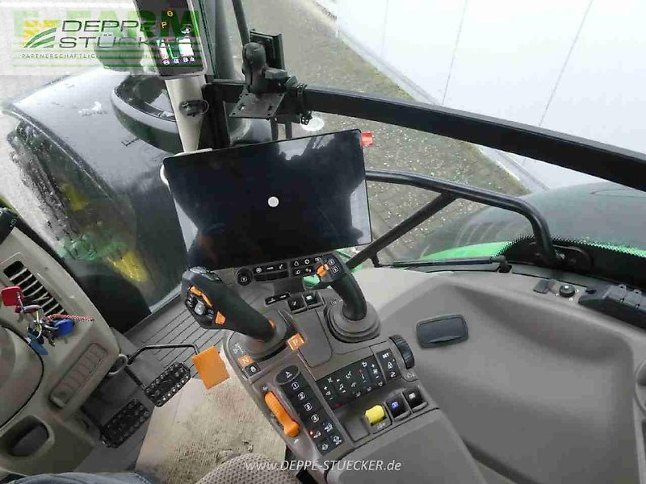 Traktor John Deere 6r 215: obrázek 15
