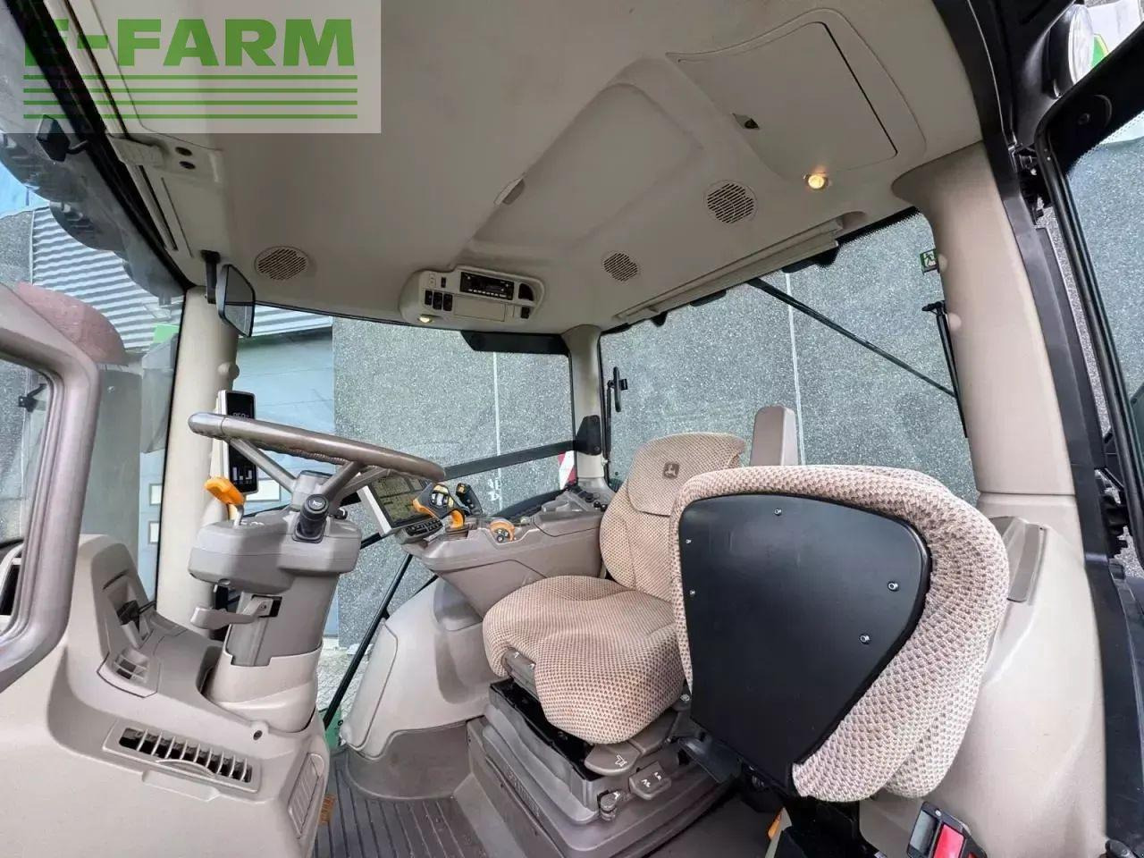 John Deere 6r 250 - Traktor: obrázek 3 John Deere 6r 250 - Traktor: obrázek 3