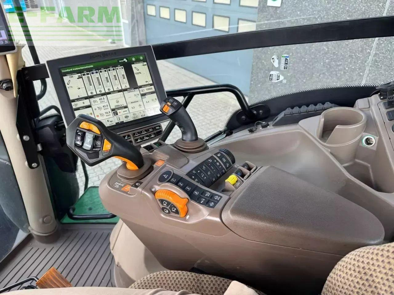 John Deere 6r 250 - Traktor: obrázek 4 John Deere 6r 250 - Traktor: obrázek 4