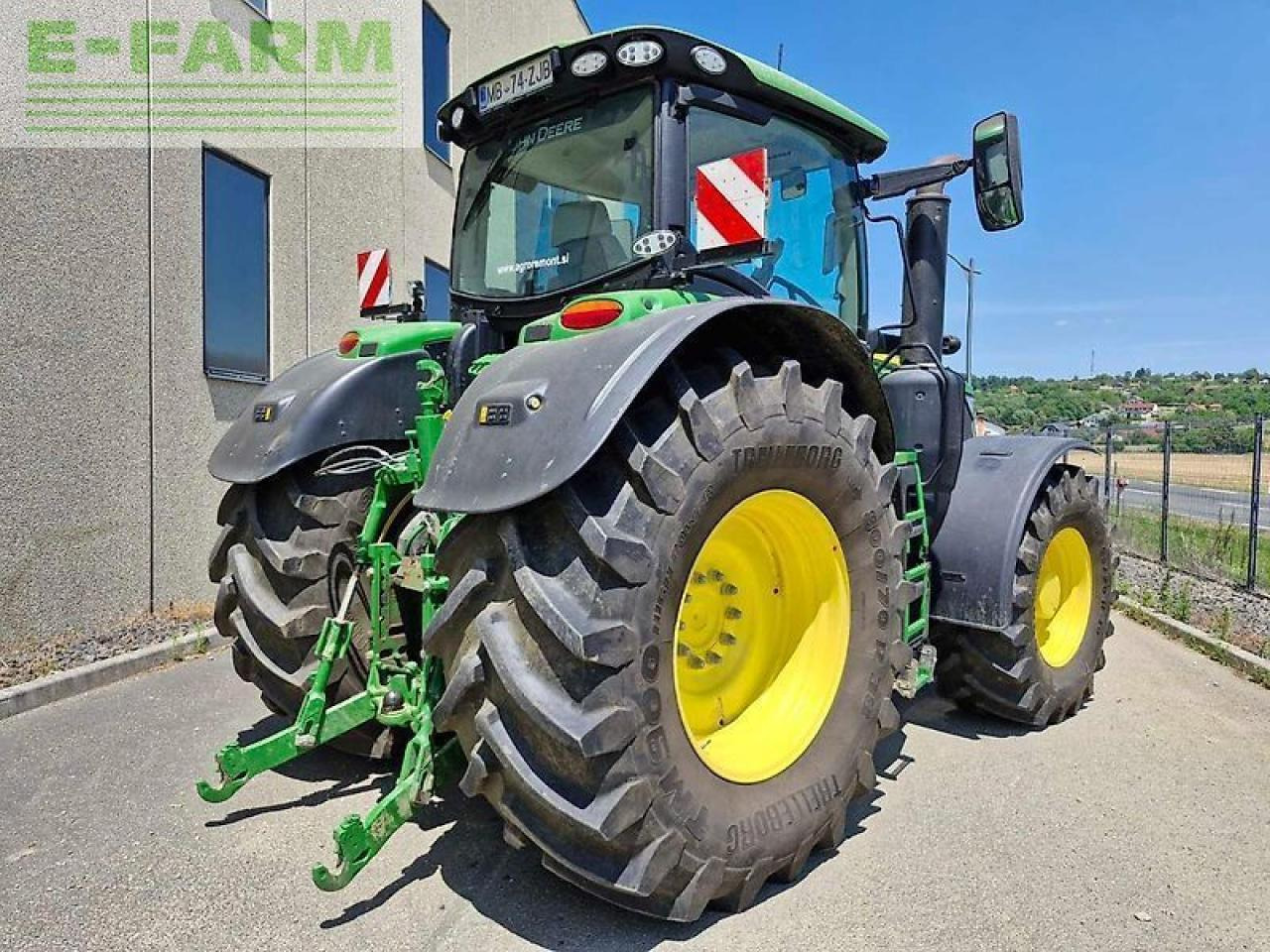 John Deere 6r 250 - Traktor: obrázek 3 John Deere 6r 250 - Traktor: obrázek 3