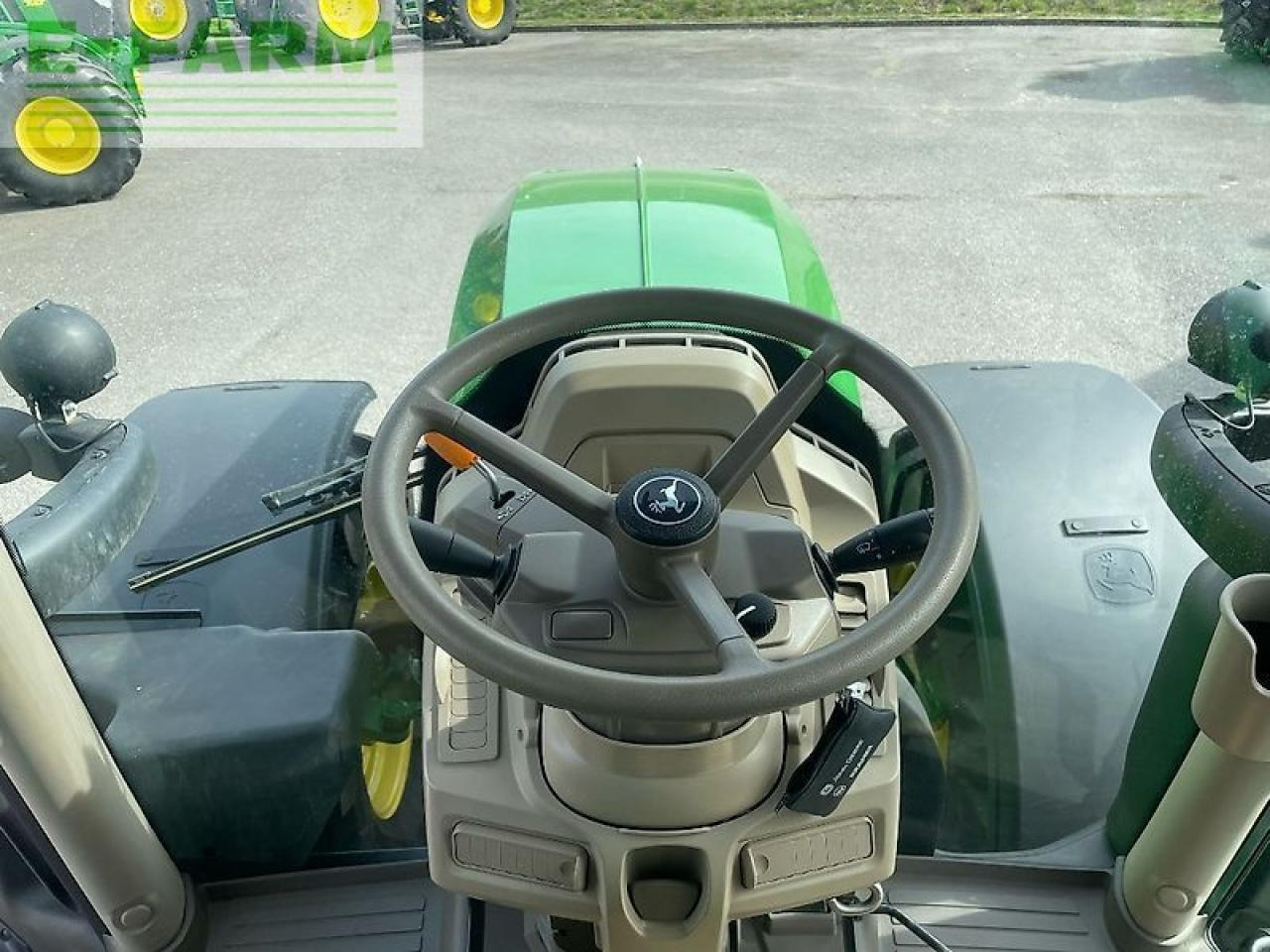 Traktor John Deere 6r215 / 6r 215: obrázek 6