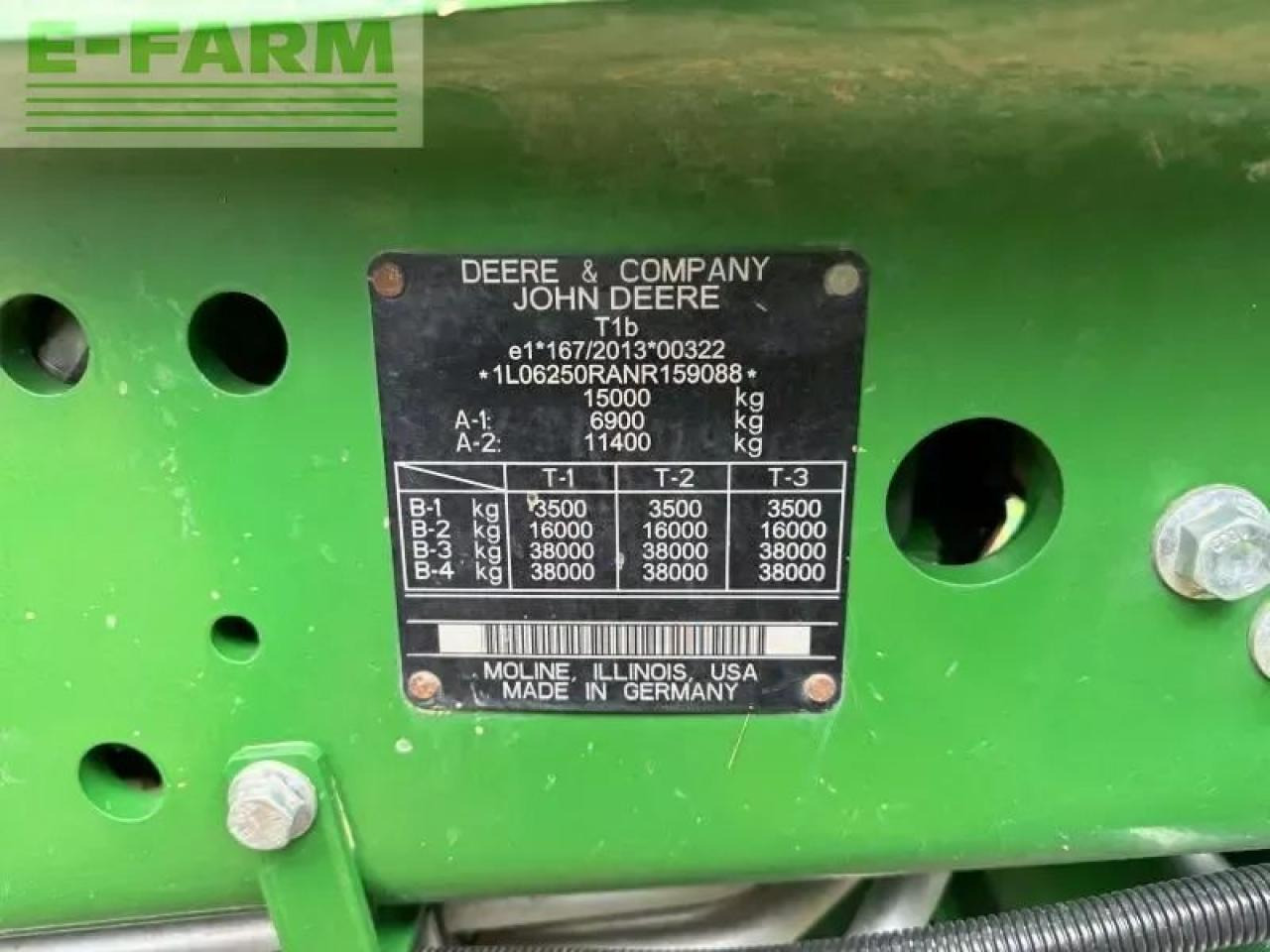 John Deere 6r250 - Traktor: obrázek 4 John Deere 6r250 - Traktor: obrázek 4