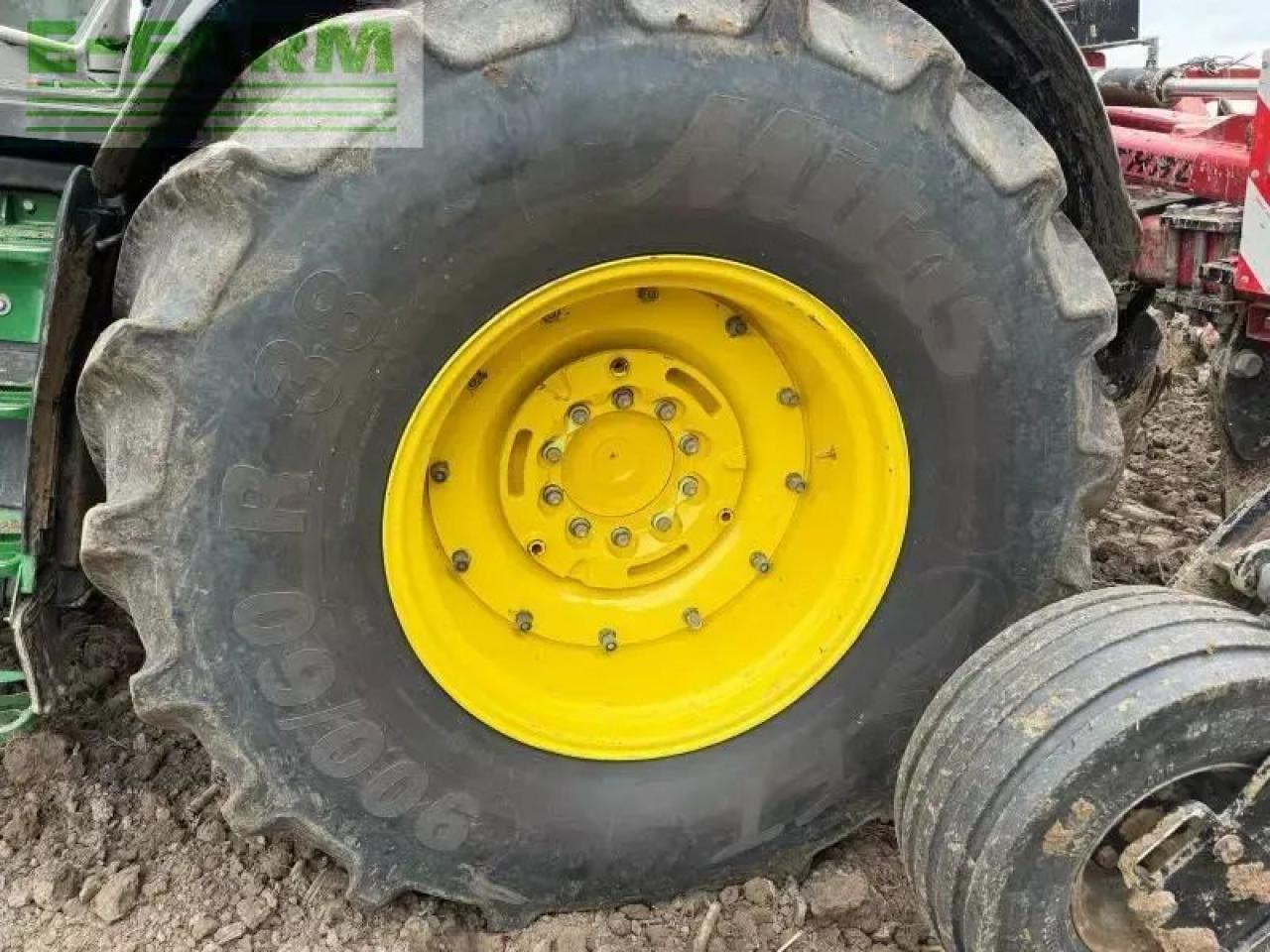 John Deere 6r250 - Traktor: obrázek 5 John Deere 6r250 - Traktor: obrázek 5