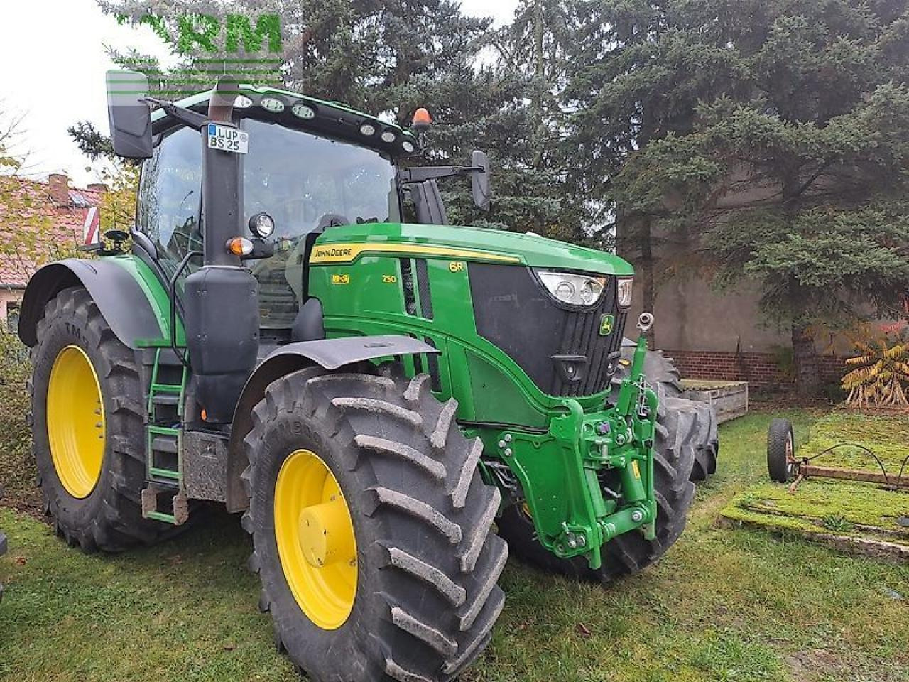 John Deere 6r250 - Traktor: obrázek 1 John Deere 6r250 - Traktor: obrázek 1