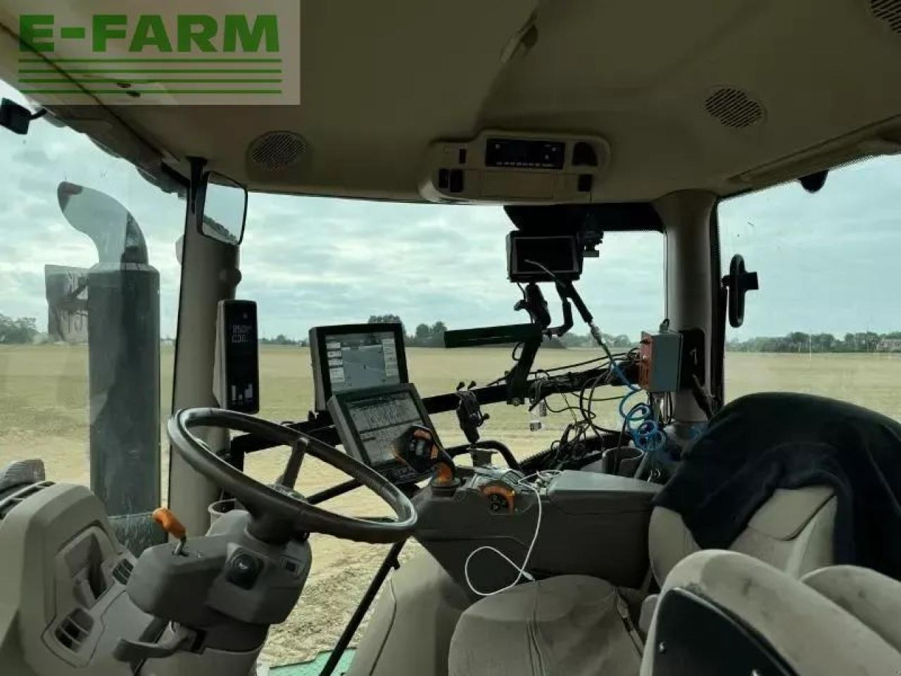 John Deere 6r250 - Traktor: obrázek 2 John Deere 6r250 - Traktor: obrázek 2