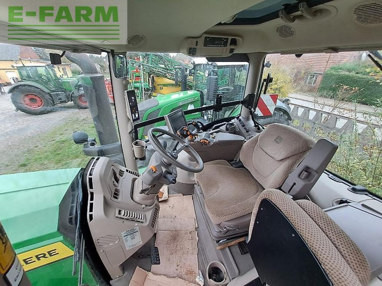 John Deere 6r250 - Traktor: obrázek 5 John Deere 6r250 - Traktor: obrázek 5