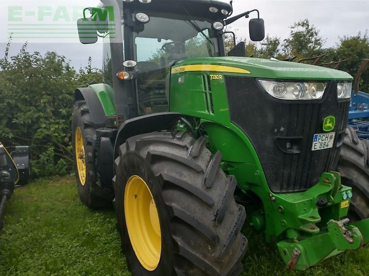 John Deere 7230r - Traktor: obrázek 2 John Deere 7230r - Traktor: obrázek 2