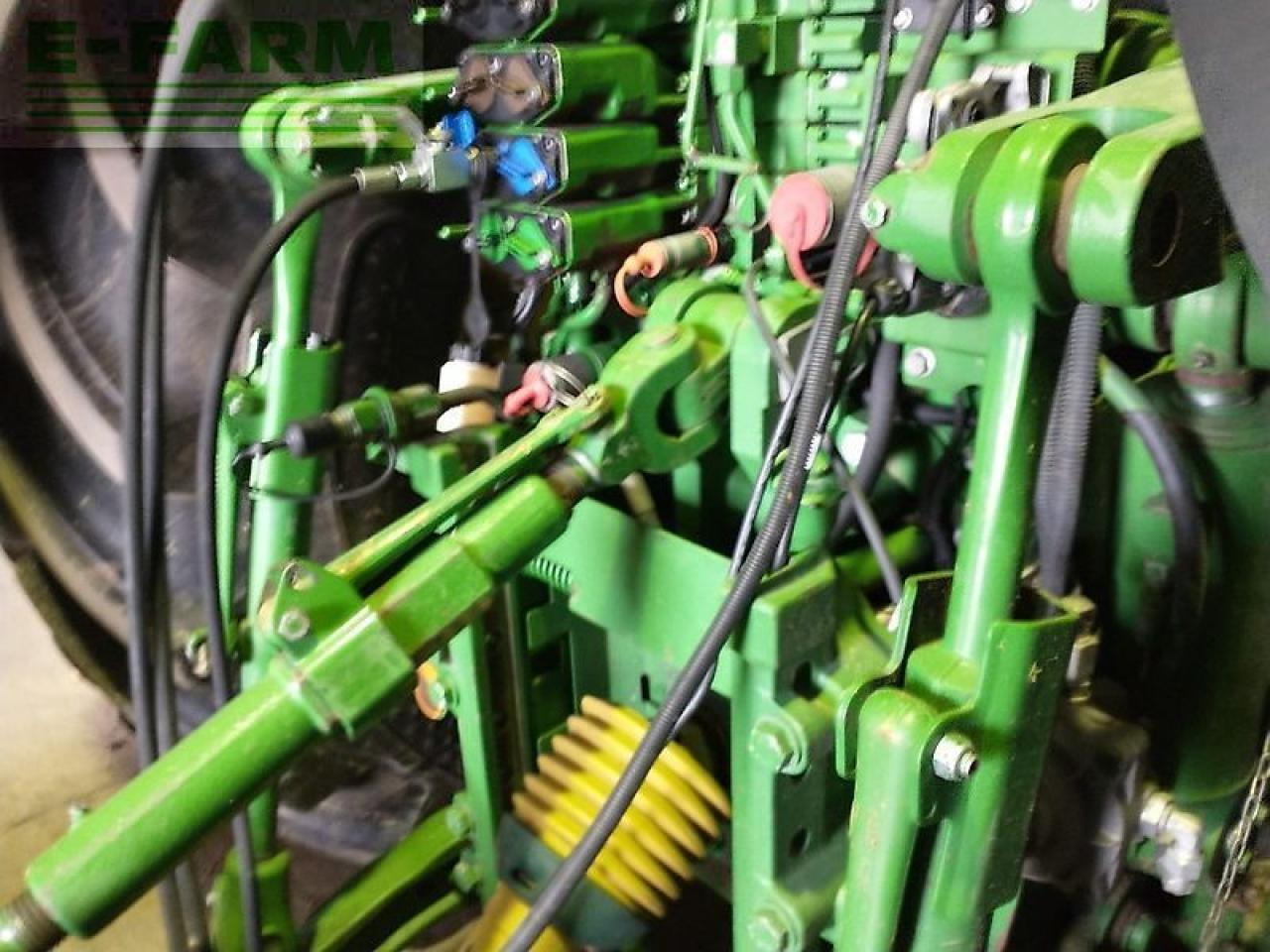 John Deere 7310r my17 ap 40 - Traktor: obrázek 2 John Deere 7310r my17 ap 40 - Traktor: obrázek 2