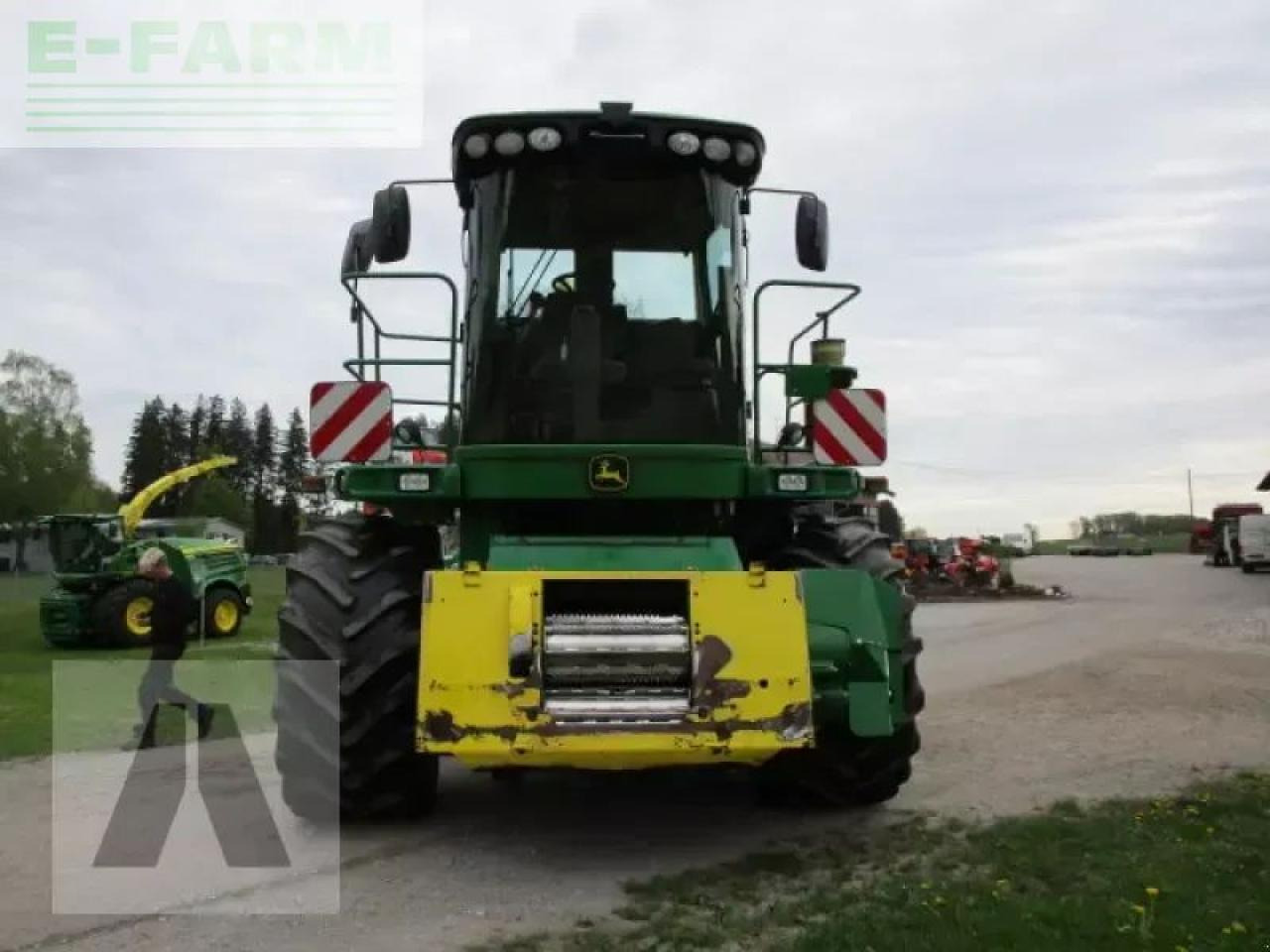 John Deere 7350i - Sklízecí řezačka: obrázek 3 John Deere 7350i - Sklízecí řezačka: obrázek 3
