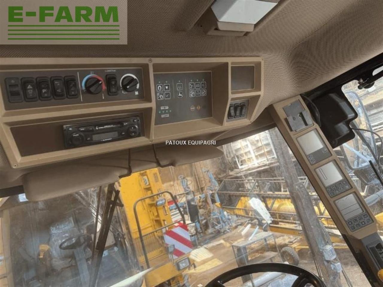 John Deere 7400 4rm - Sklízecí řezačka: obrázek 3 John Deere 7400 4rm - Sklízecí řezačka: obrázek 3