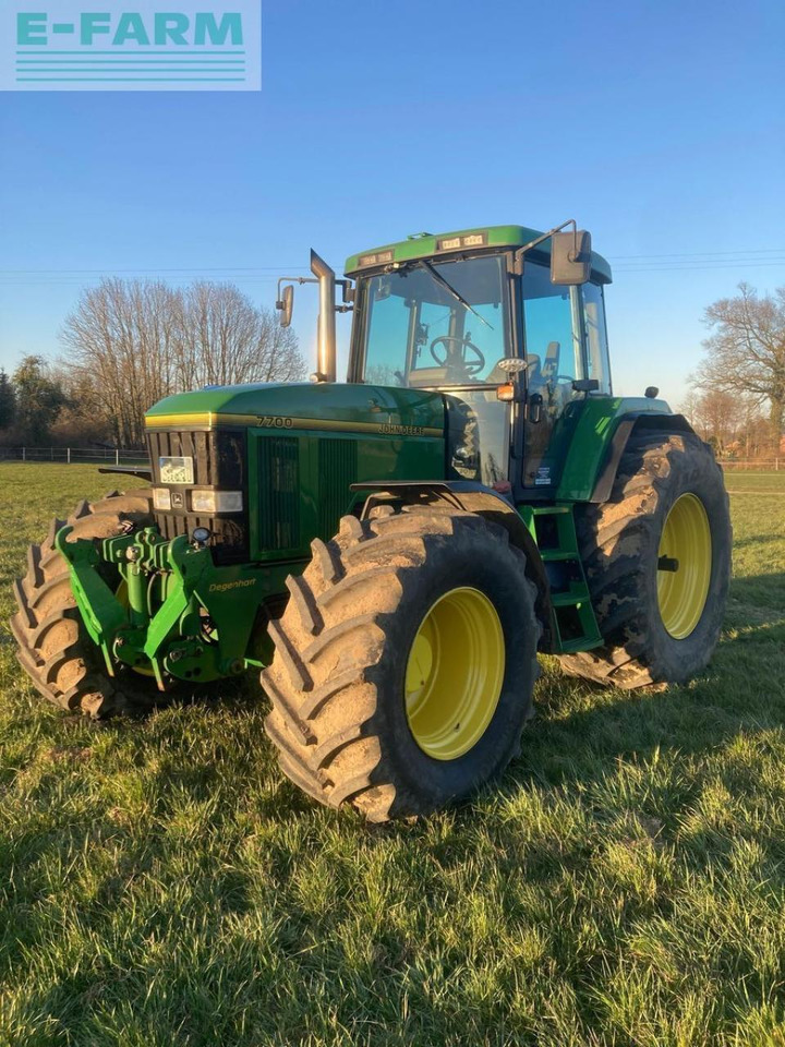 John Deere 7700 powerquad - Traktor: obrázek 2 John Deere 7700 powerquad - Traktor: obrázek 2