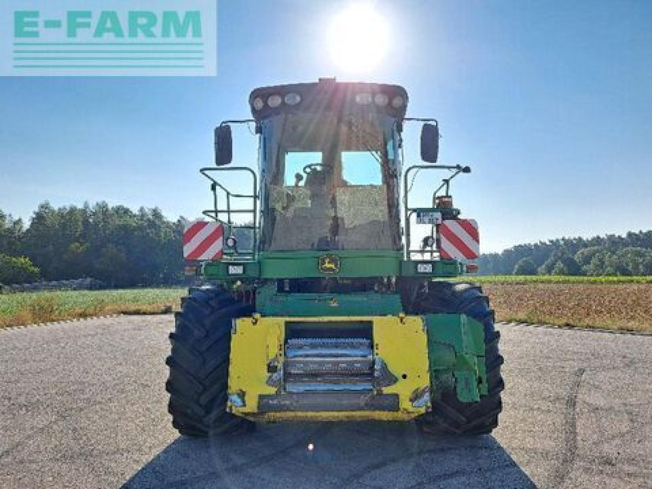 John Deere 7750 - Sklízecí řezačka: obrázek 2 John Deere 7750 - Sklízecí řezačka: obrázek 2