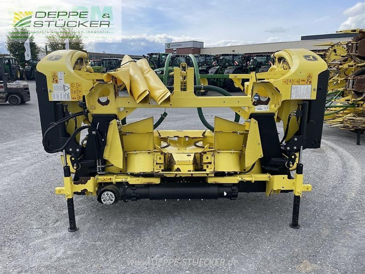 John Deere 8200i mit kemper 345 und kemper 639 - Sklízecí řezačka: obrázek 5 John Deere 8200i mit kemper 345 und kemper 639 - Sklízecí řezačka: obrázek 5