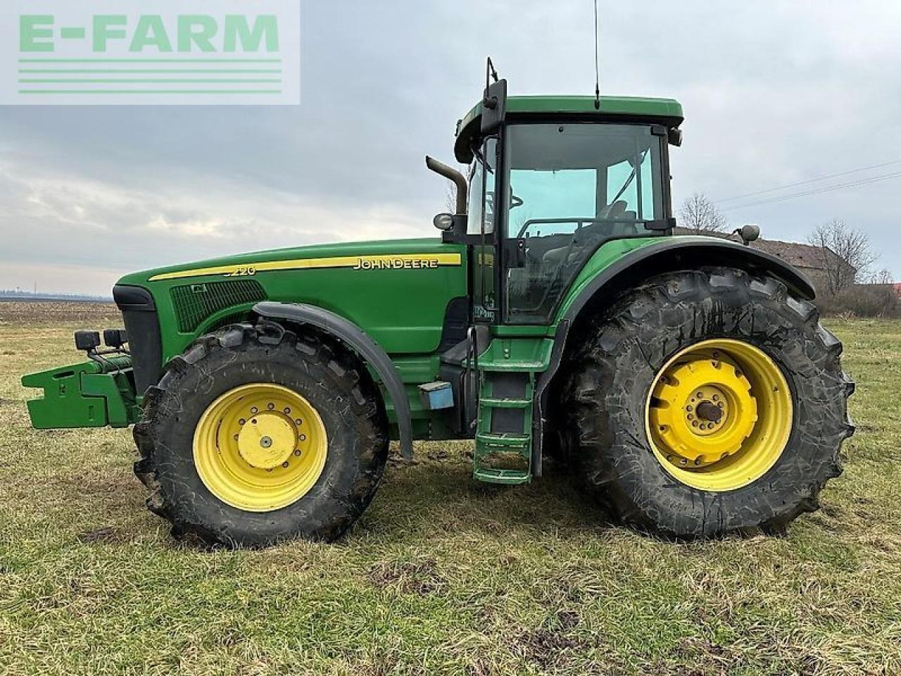 John Deere 8220 ils - Traktor: obrázek 2 John Deere 8220 ils - Traktor: obrázek 2