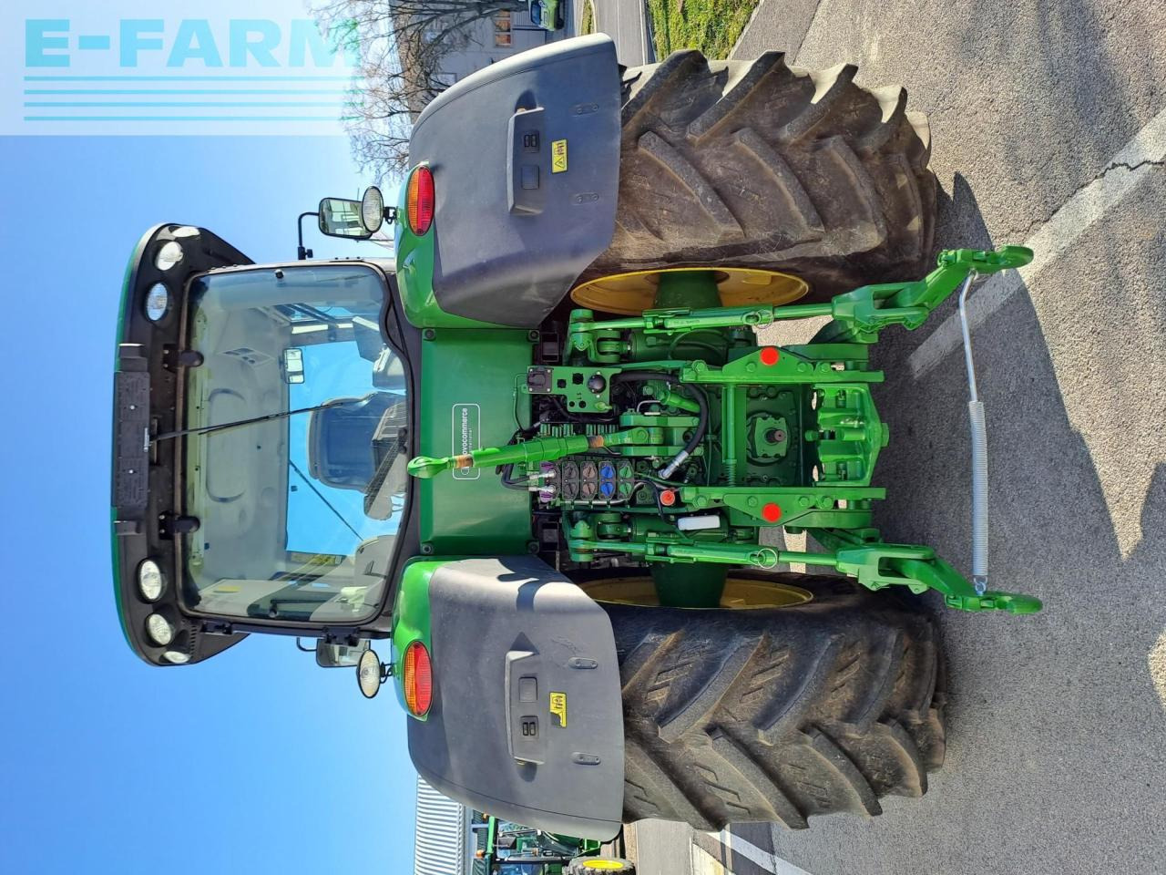 John Deere 8295R - Traktor: obrázek 4 John Deere 8295R - Traktor: obrázek 4