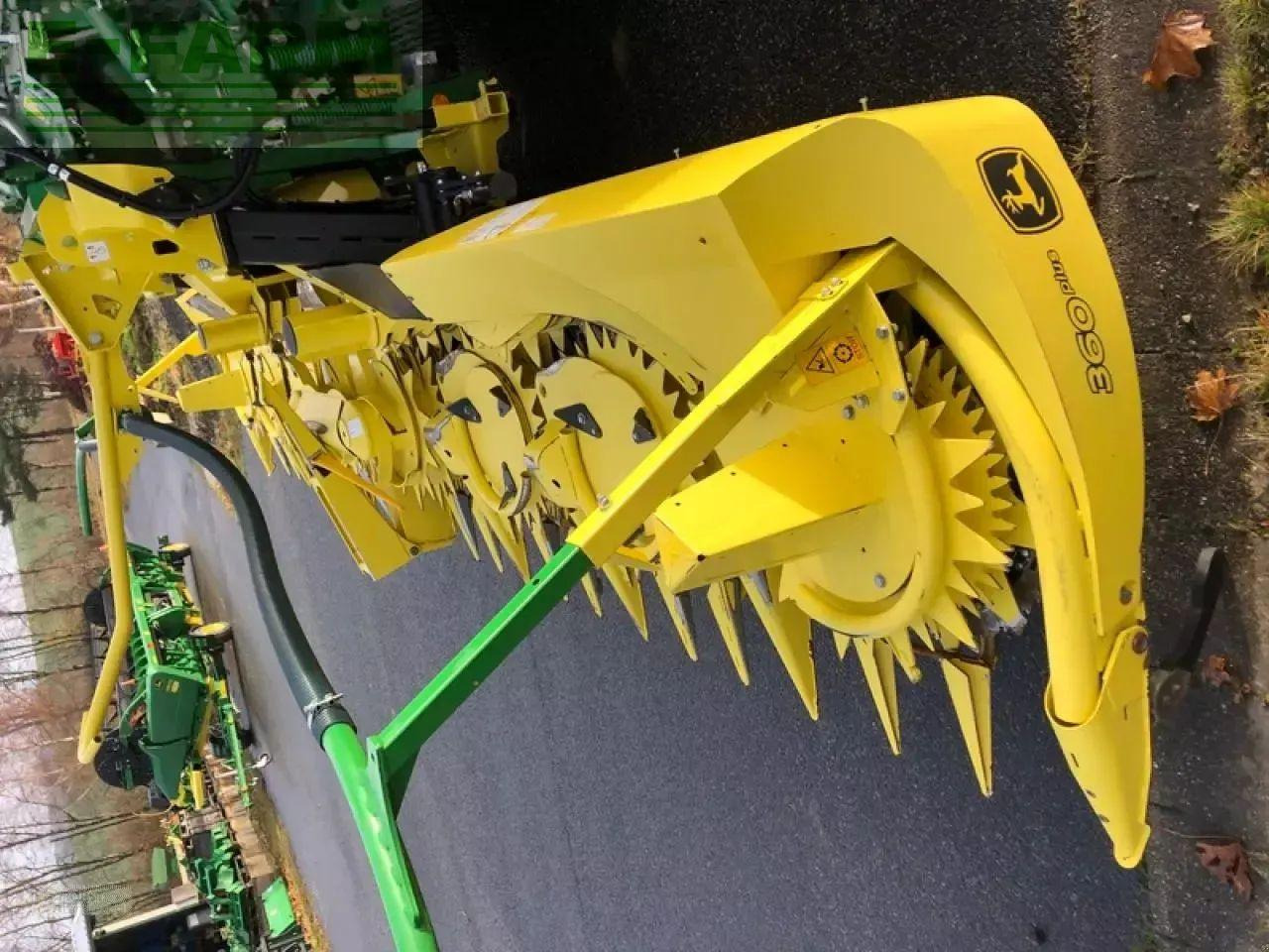 John Deere 8300i mit kemper 360plus & pu 639 - Sklízecí řezačka: obrázek 5 John Deere 8300i mit kemper 360plus & pu 639 - Sklízecí řezačka: obrázek 5