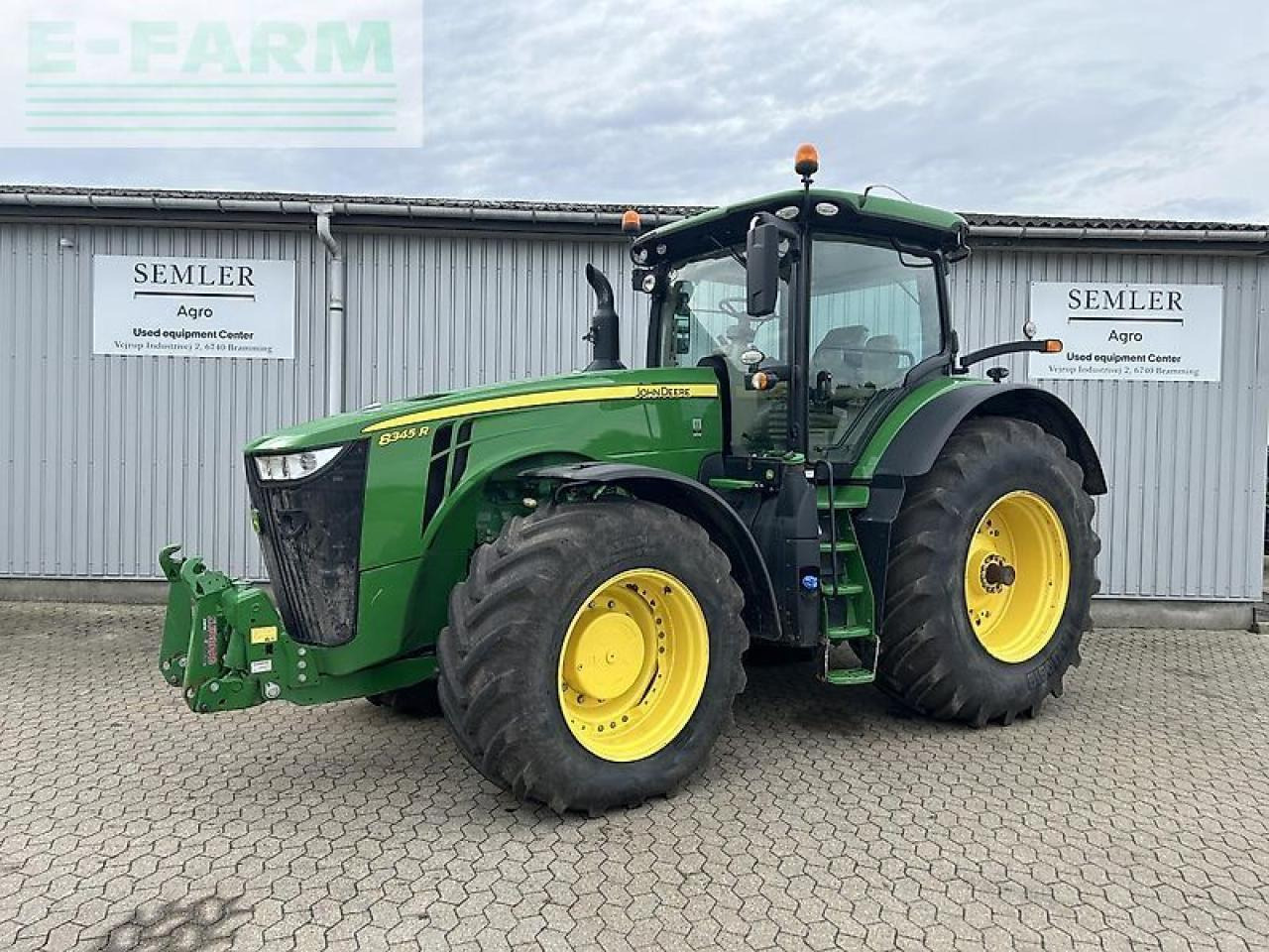 John Deere 8345r - Traktor: obrázek 1 John Deere 8345r - Traktor: obrázek 1