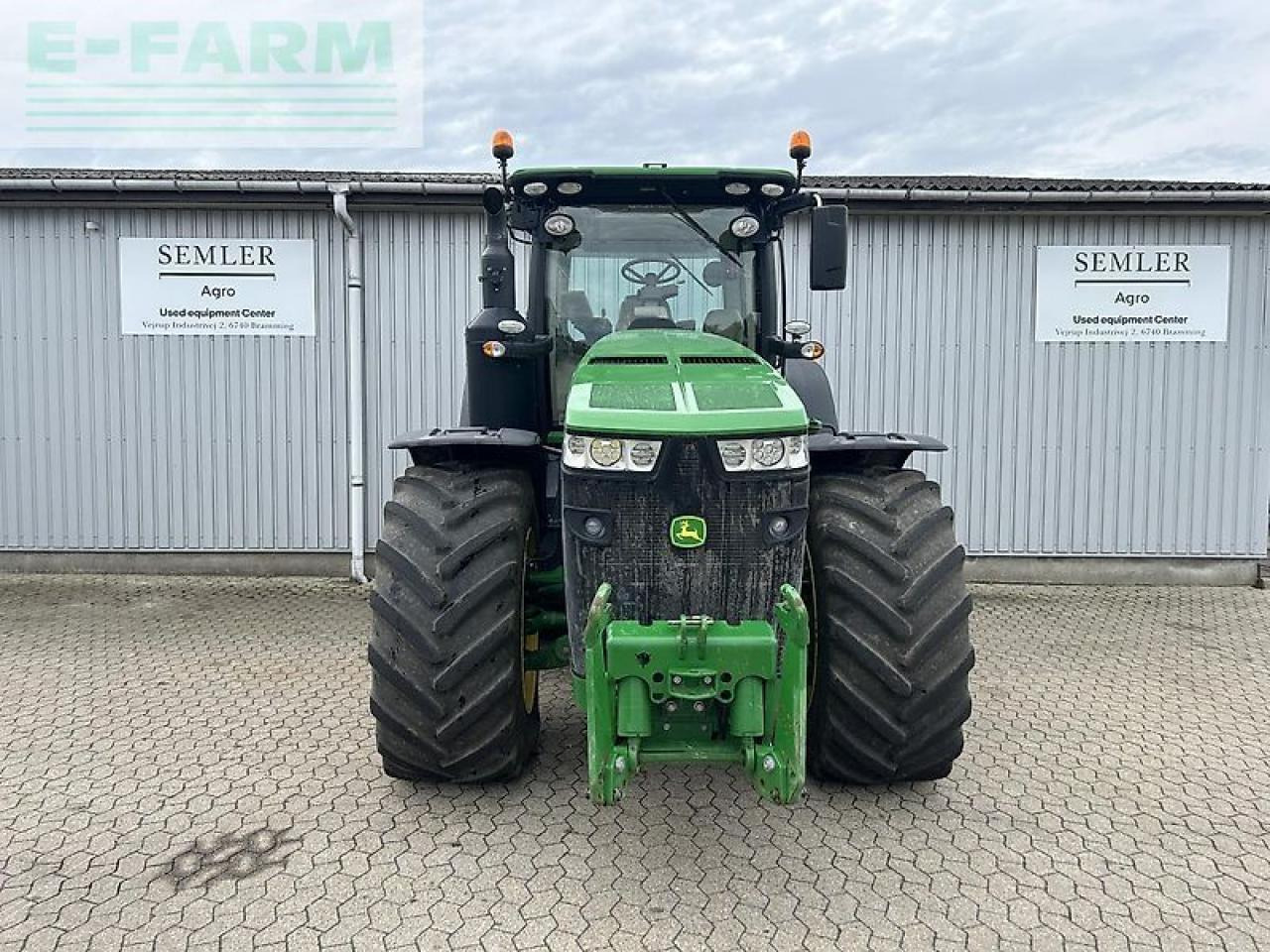 John Deere 8345r - Traktor: obrázek 2 John Deere 8345r - Traktor: obrázek 2